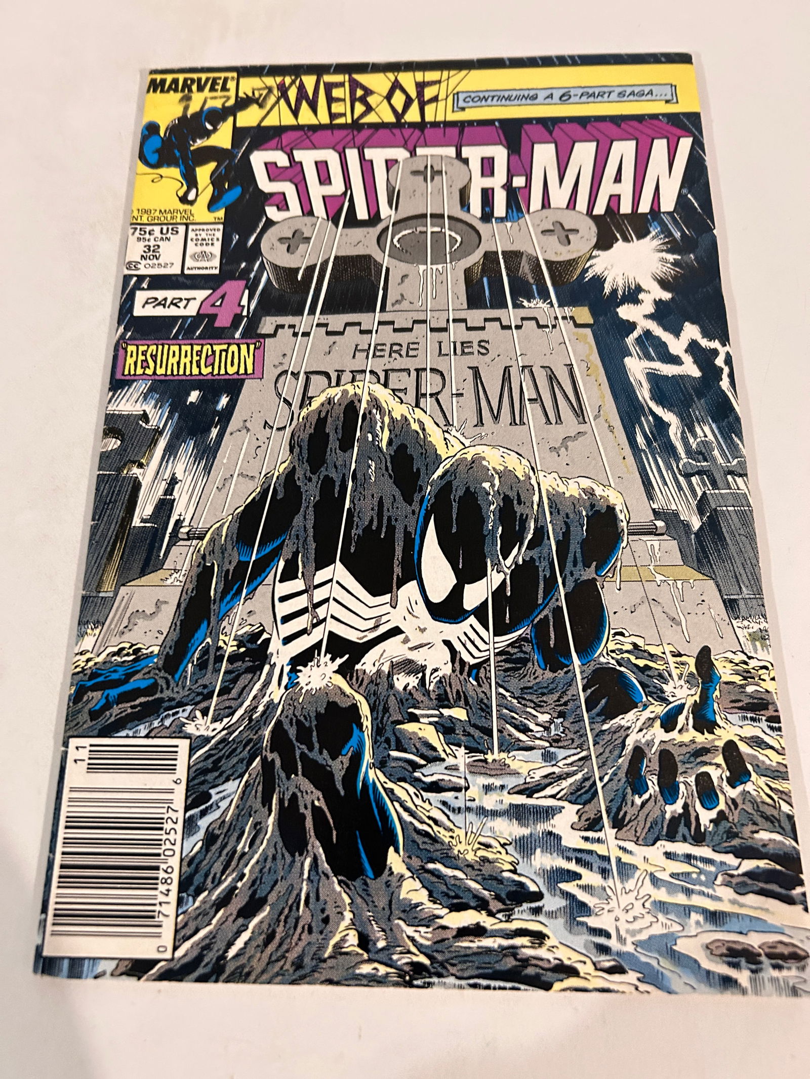 Vintage Comic Book Web 0f Spider-Man # 32 (1 of 3)