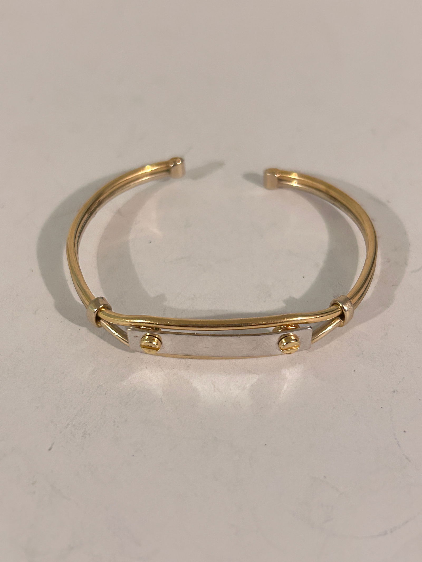 Vintage 14K Gold filled Tiny Bracelet bangle 5" (1 of 5)