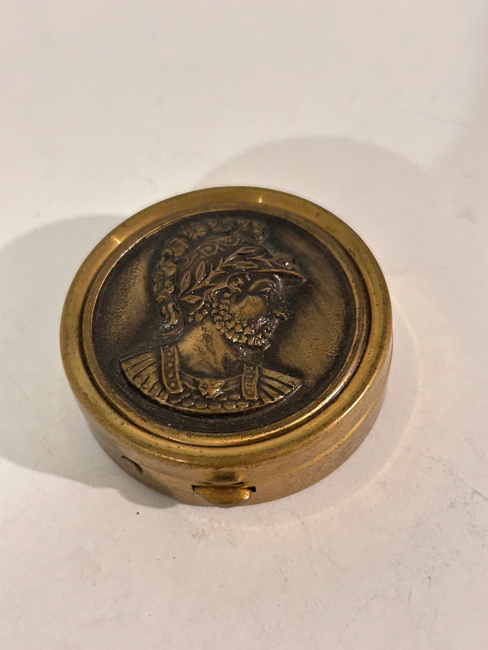 Vintage Brass Trinket Pill Box Roman Soldier 1 5/8" (1 of 6)