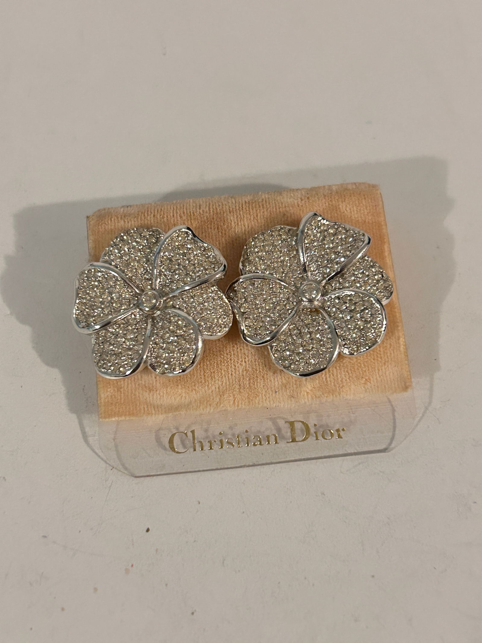 Christian Dior Vintage 1980s Crystal Flower Clip Earrings: Christian Dior Vintage 1980s Crystal Flower Clip Earrings Please view all photos as they are part of the description and condition of this Item, Feel free to contact me with questions or picture reque
