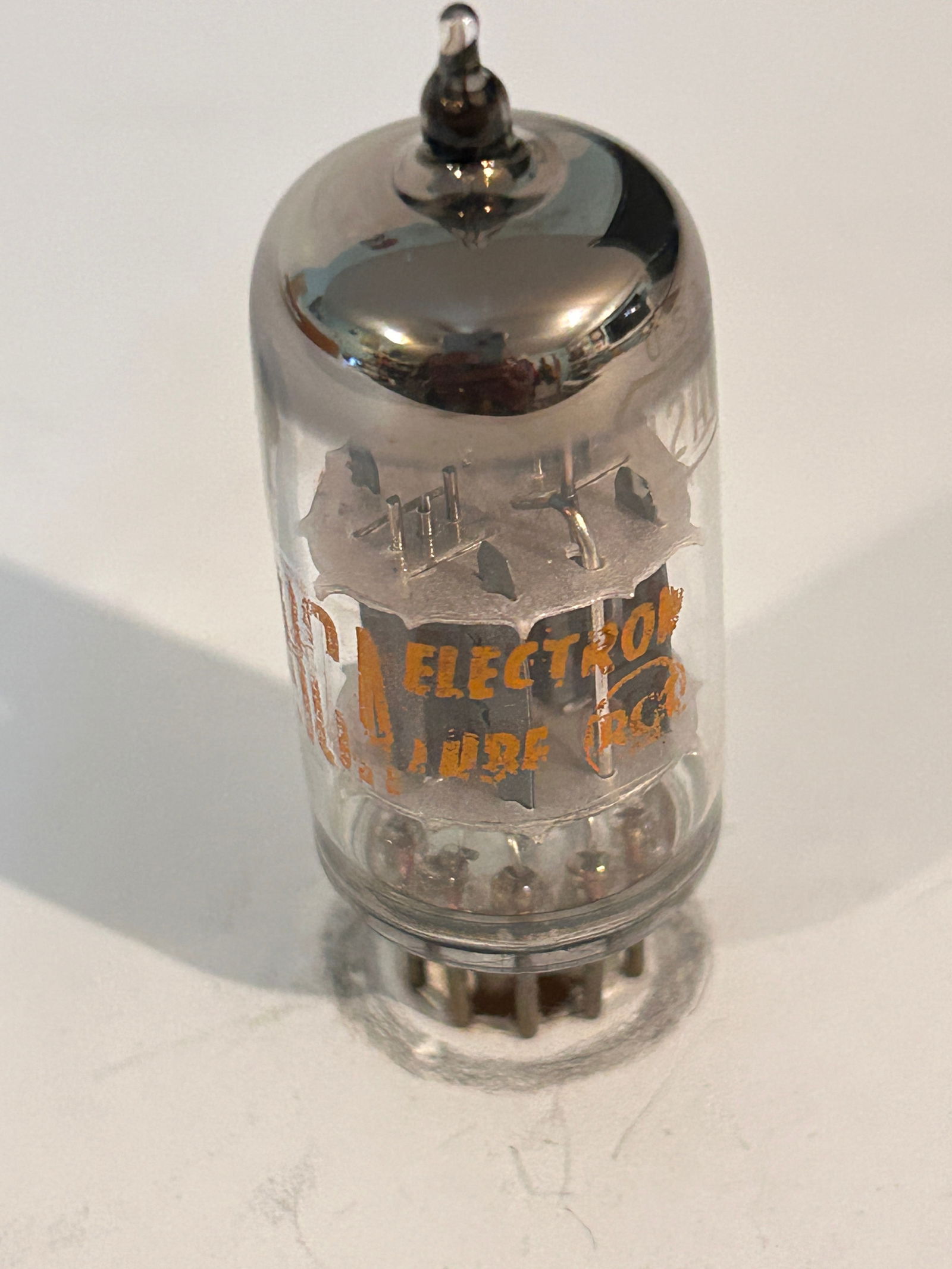 RCA Grail 7025 12AX7 Audiophile Tube Tested (1 of 3)