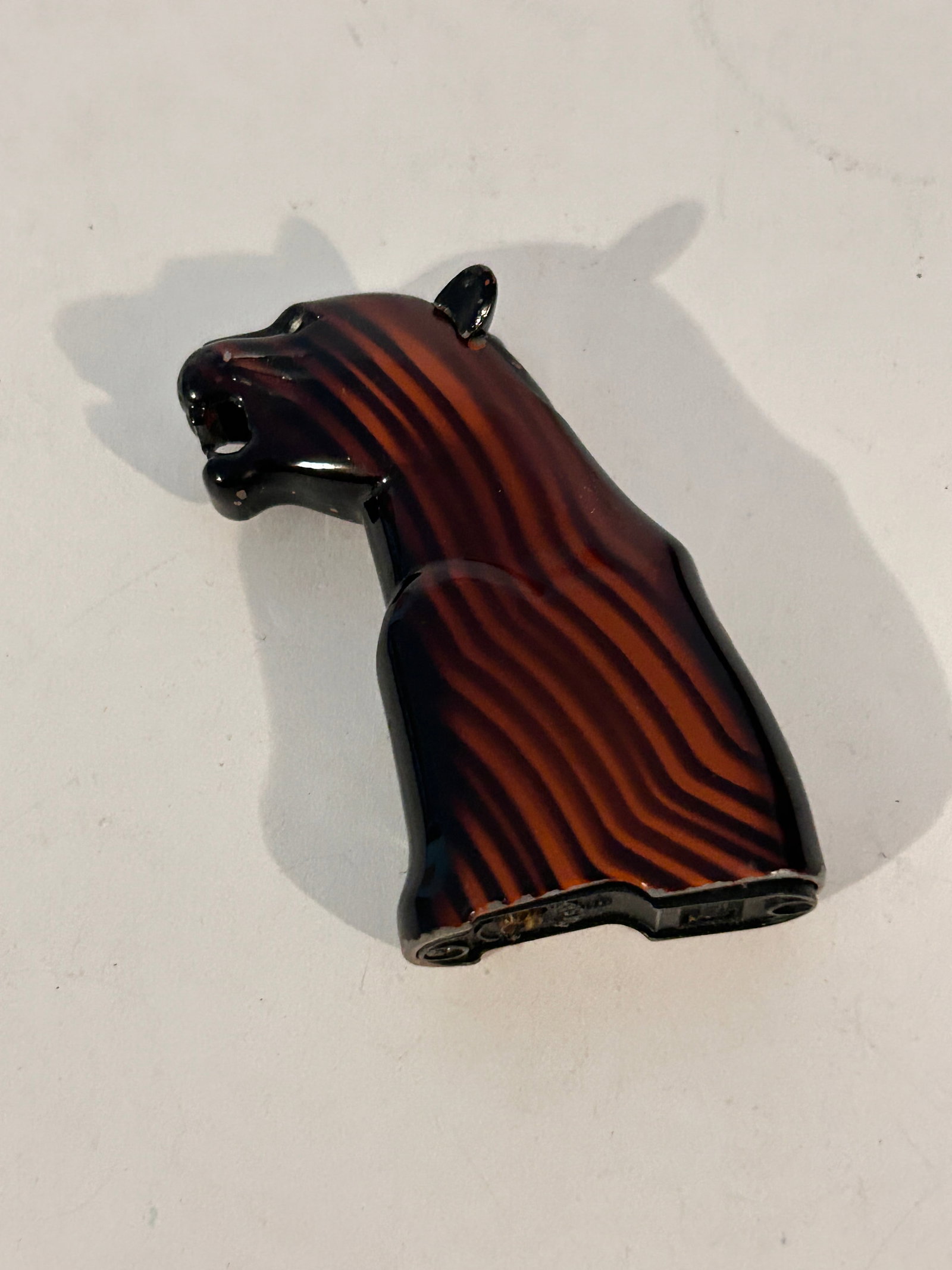 Vintage gas Panther cat lighter: Vintage gas Panther cat lighter Please view all photos as they are part of the description and condition of this Item, Feel free to contact me with questions or picture requests! Used Item AS IS