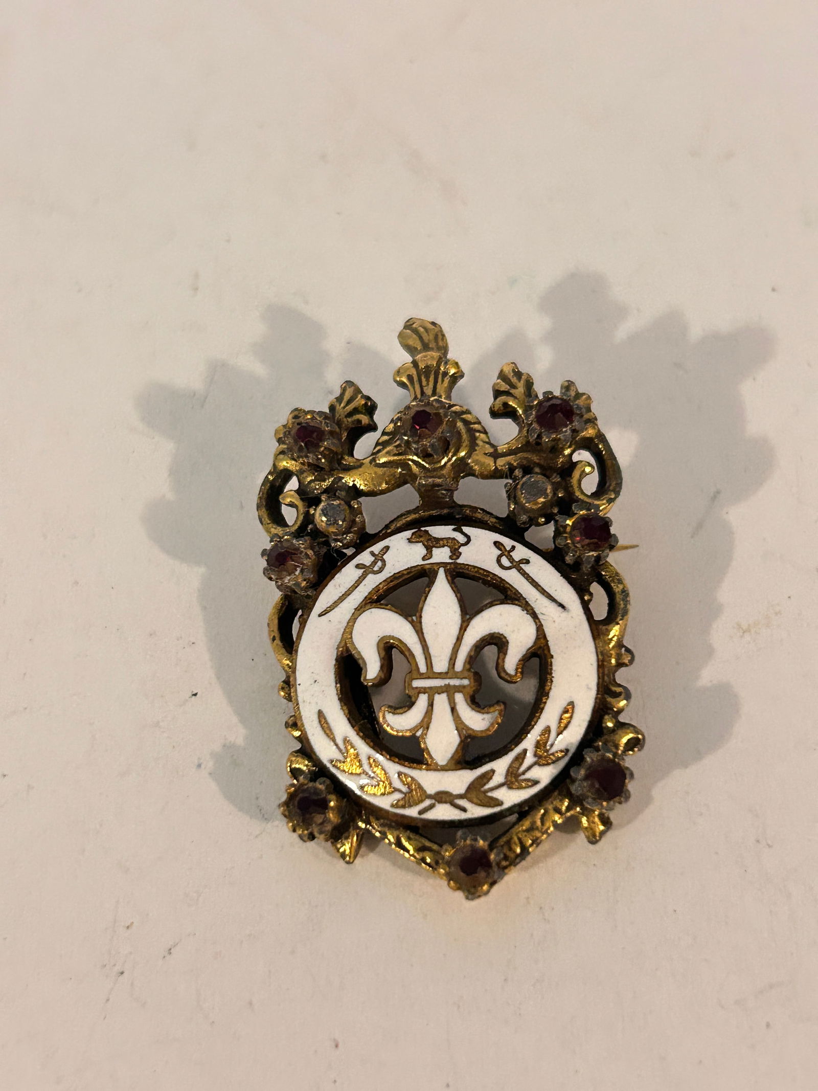 Vintage Collectible Fleur De Lis Coat Of Arms Brooch Pin White Brass Gemstones (1 of 4)