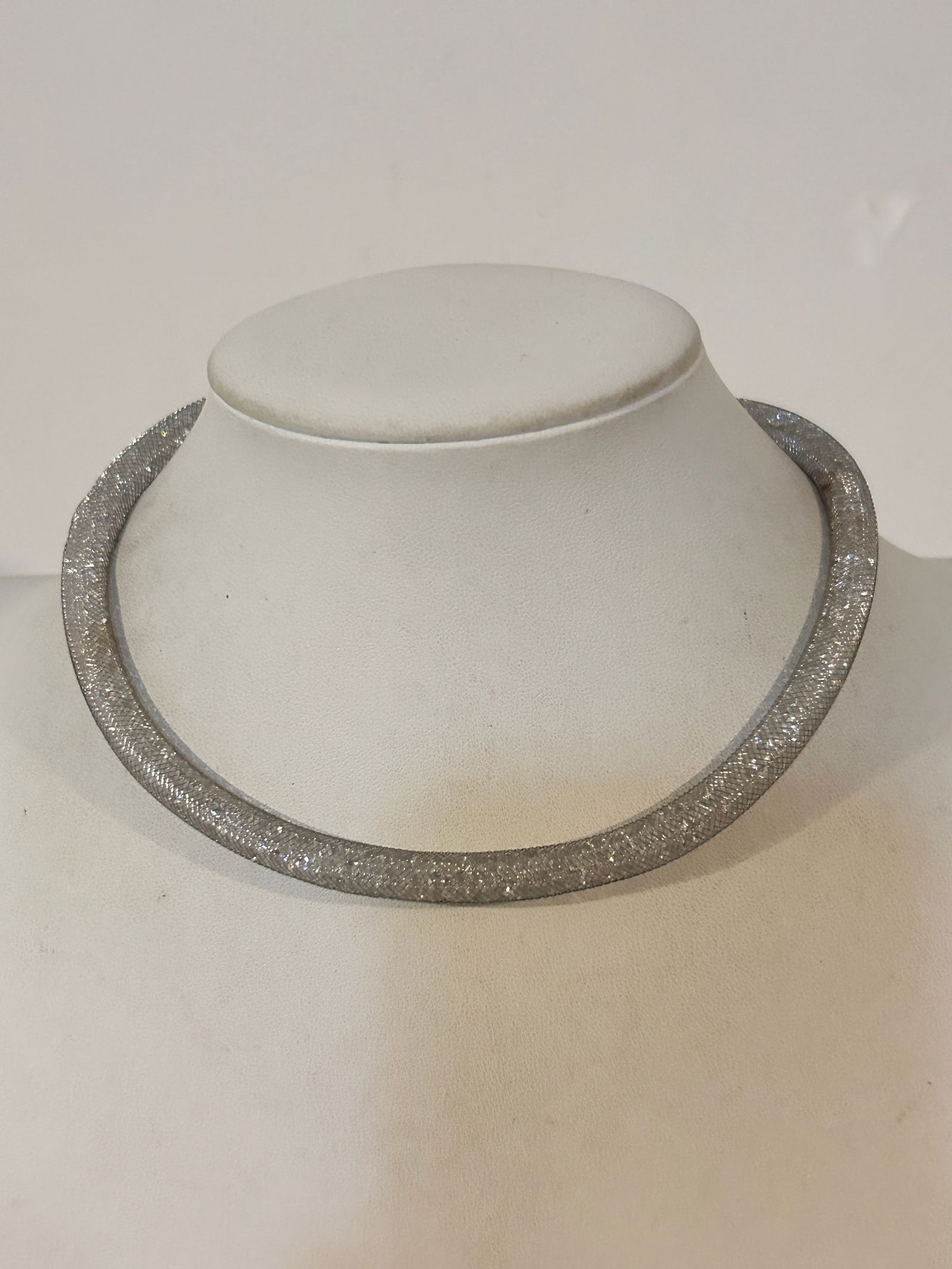 Swarovski Crystal Necklace Mesh Small Crystals In Mesh Dressy Choker Length 14": Swarovski Crystal Necklace Mesh Small Crystals In Mesh Dressy Choker Length 14" Please view all photos as they are part of the description and condition of this Item, Feel free to contact me with ques