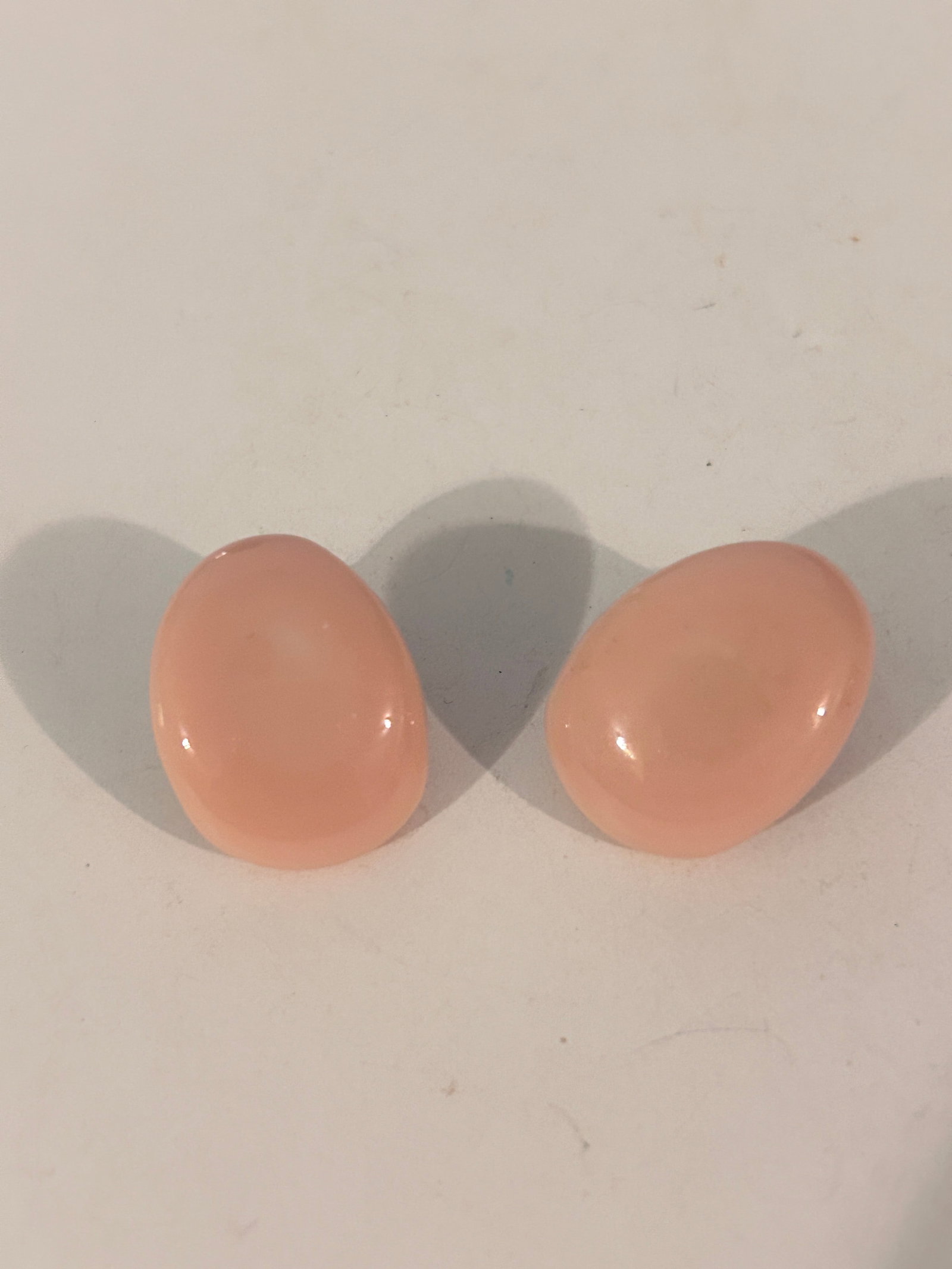 Vintage Pink Glass Japan Earrings: Vintage Pink Glass Japan Earrings Please view all photos as they are part of the description and condition of this Item, Feel free to contact me with questions or picture requests! Used Item AS IS