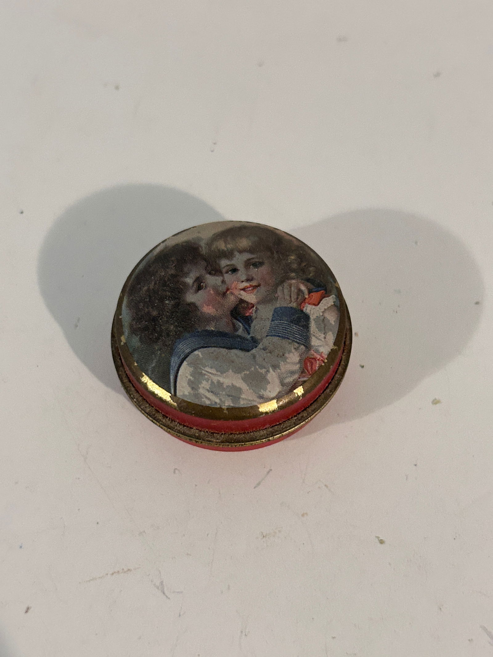 Vintage Pill Tin Case 1 5/8" (1 of 5)