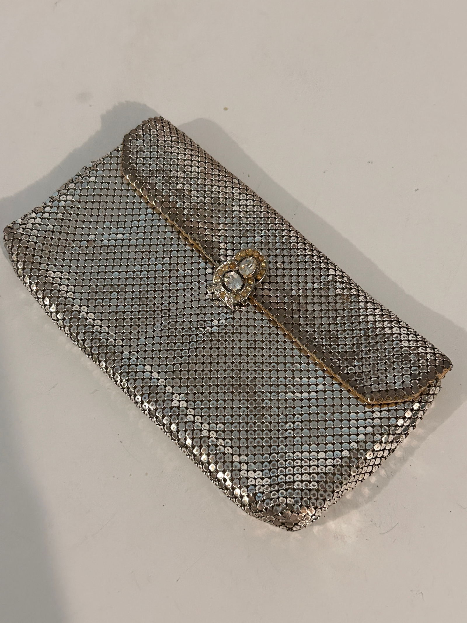 Vintage Whiting & Davis Silver Mesh Clutch Purse Rhinestones Clasp 7" x 4" (1 of 5)