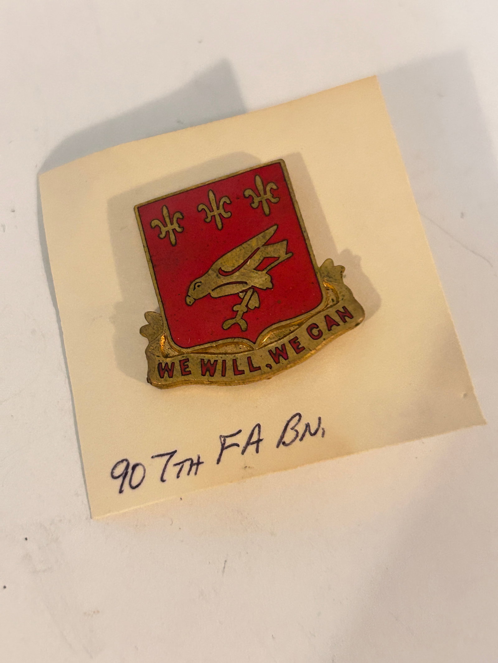 Vintage Military Pin: Vintage Military Pin Please view all photos as they are part of the description and condition of this Item, Feel free to contact me with questions or picture requests! Used Item AS IS