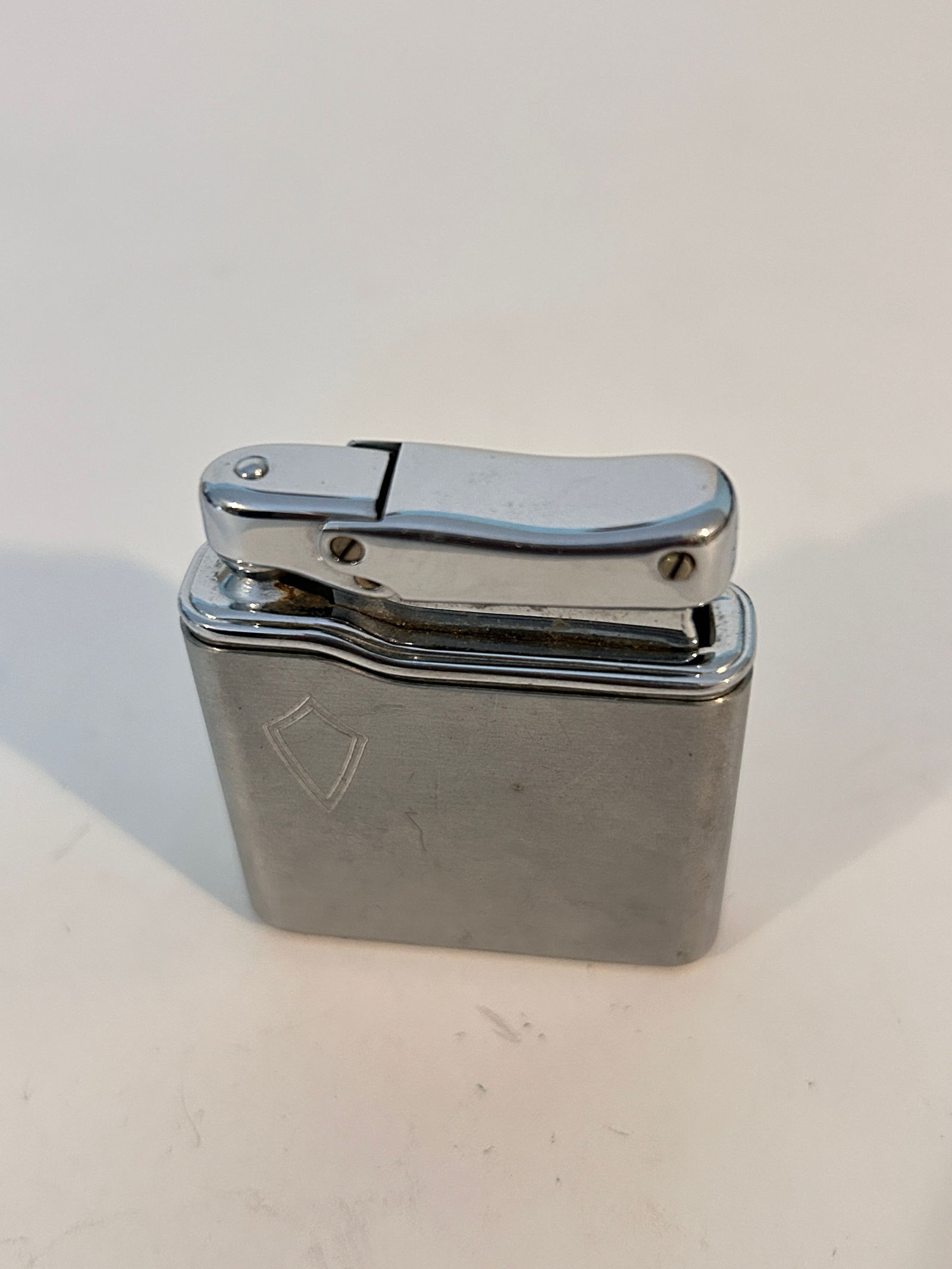 Vintage 1952 Ronson Lighter Newark NJ Art Deco Pat No 19023 (1 of 4)