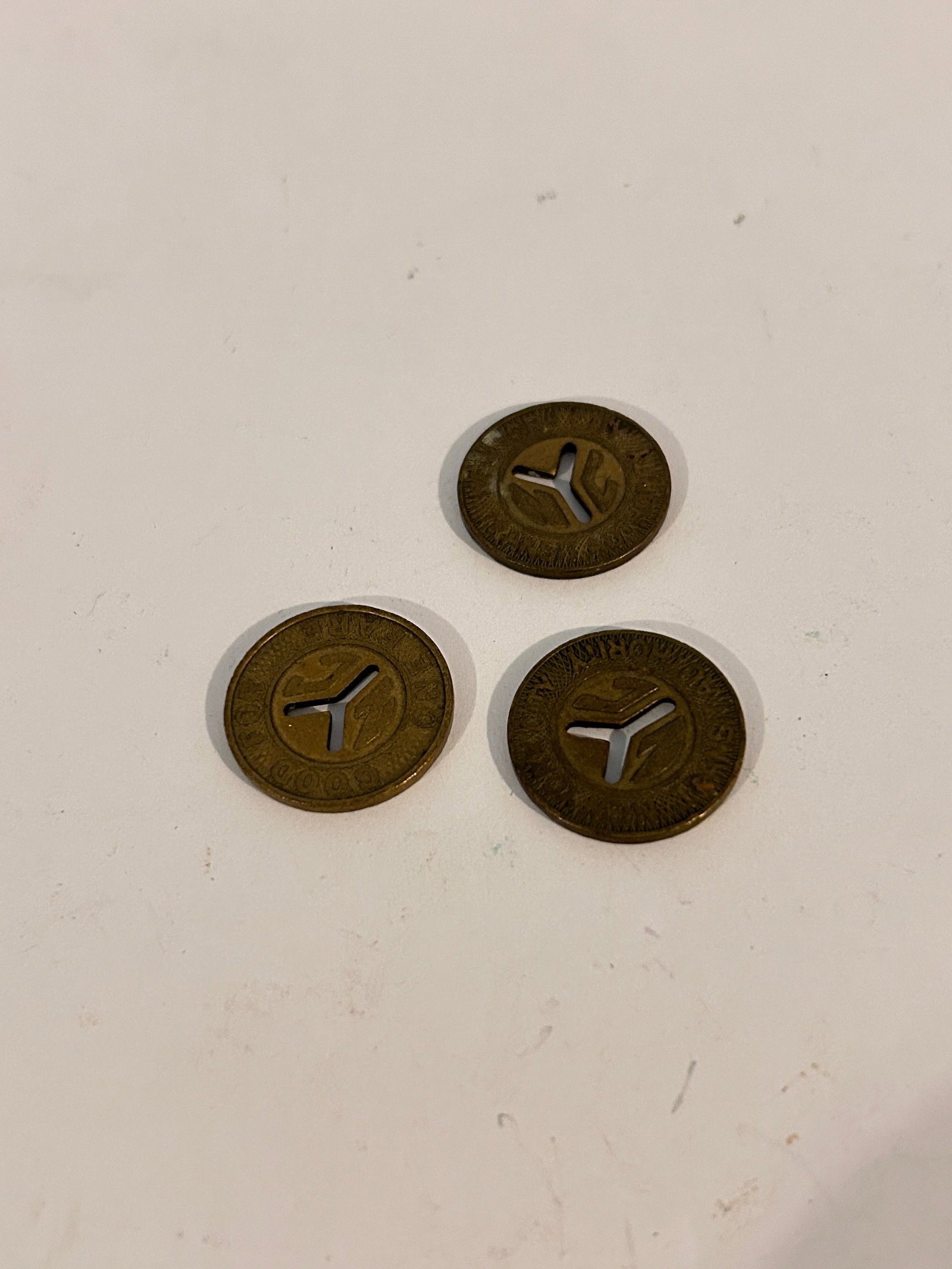 3 Vintage New York Transit Authority Tokens: 3 Vintage New York Transit Authority Tokens Please view all photos as they are part of the description and condition of this Item, Feel free to contact me with questions or picture requests! Used Item
