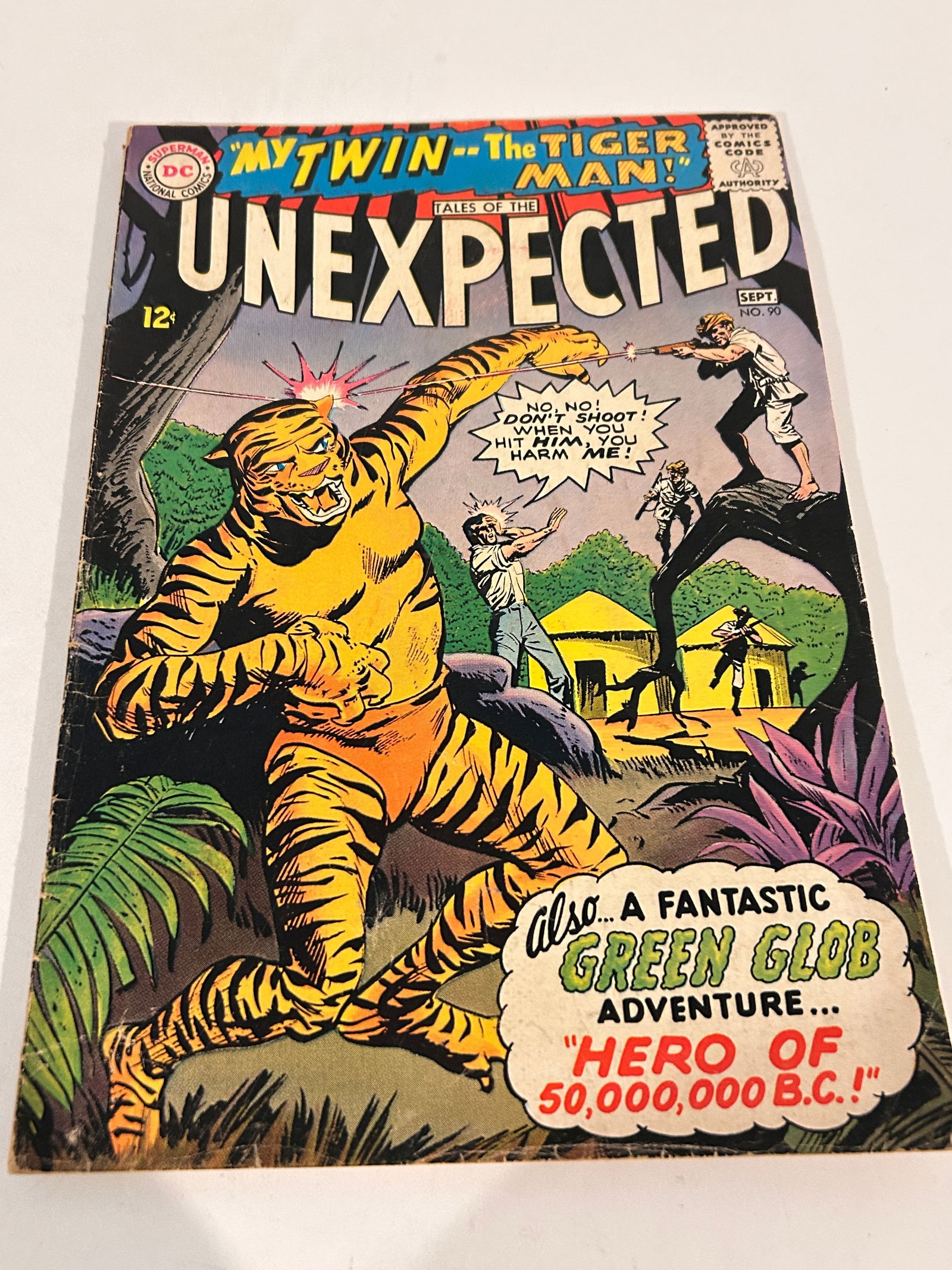Vintage Comic Book Tails Of The Unexpected # 90 (1 of 3)