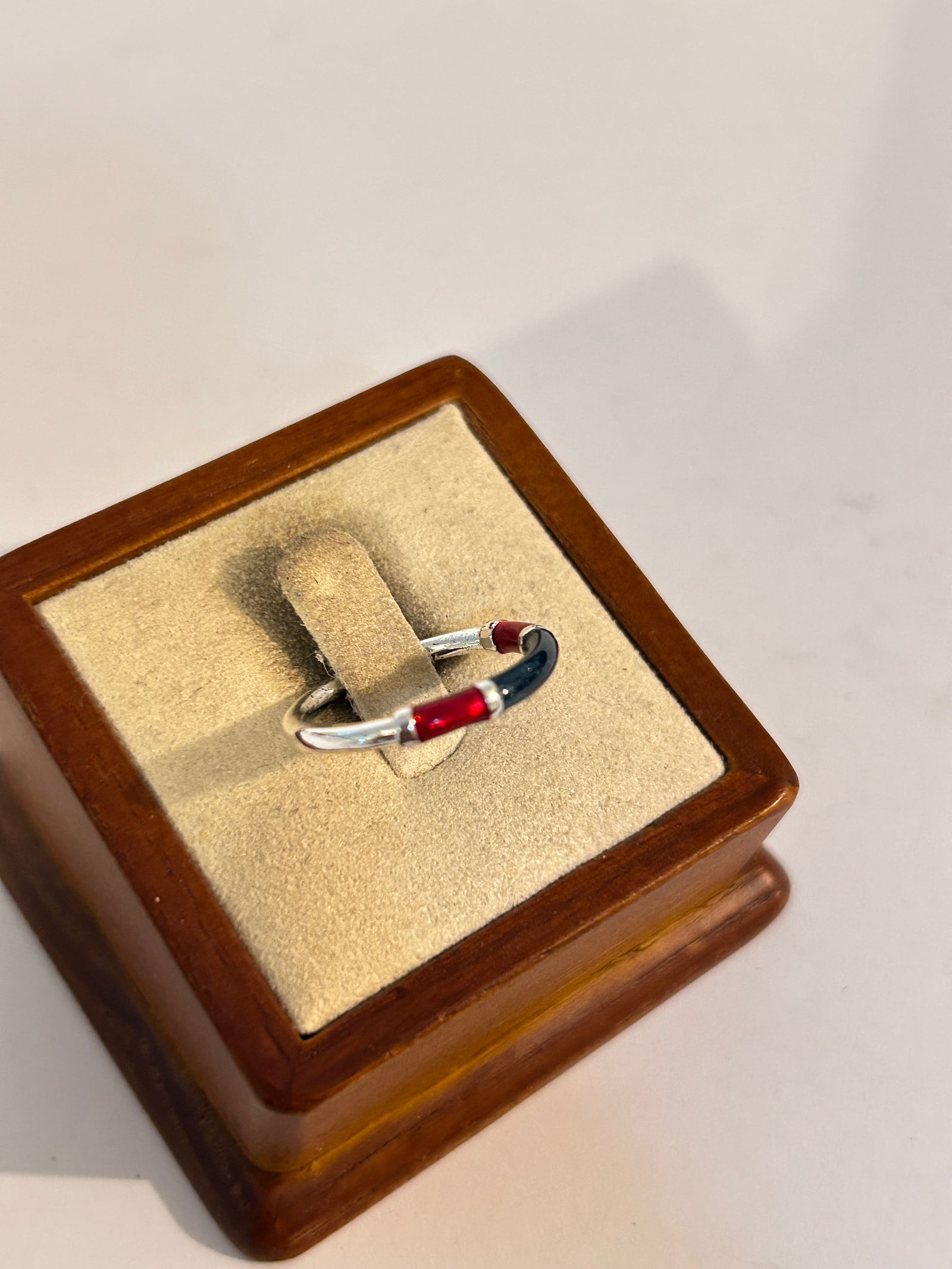 Vintage Sterling Silver Ring sz 7 (1 of 4)