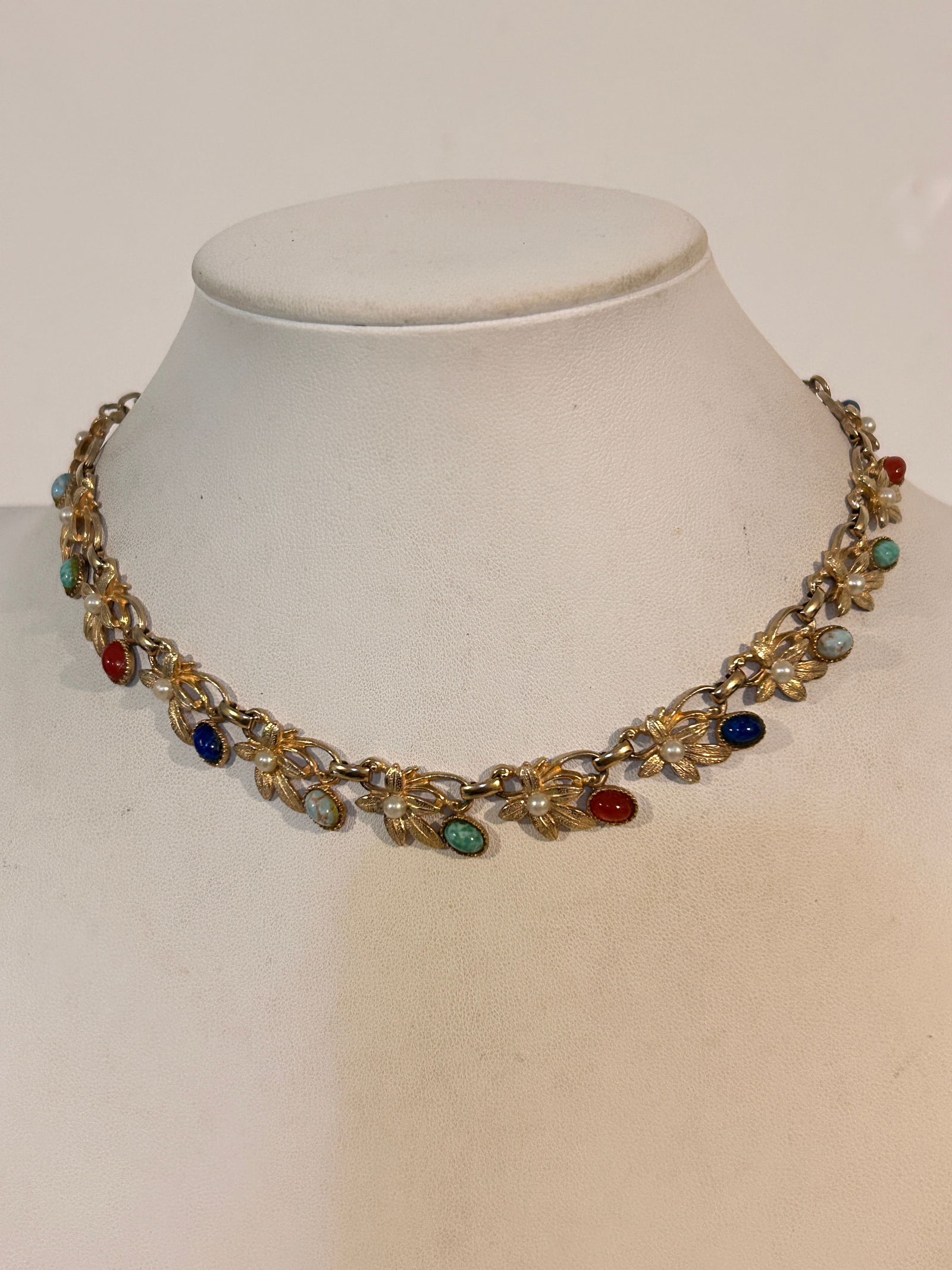 Vintage gold-tone leaf link necklace featuring various colorful cabochons and faux pearls 14" (1 of 5)