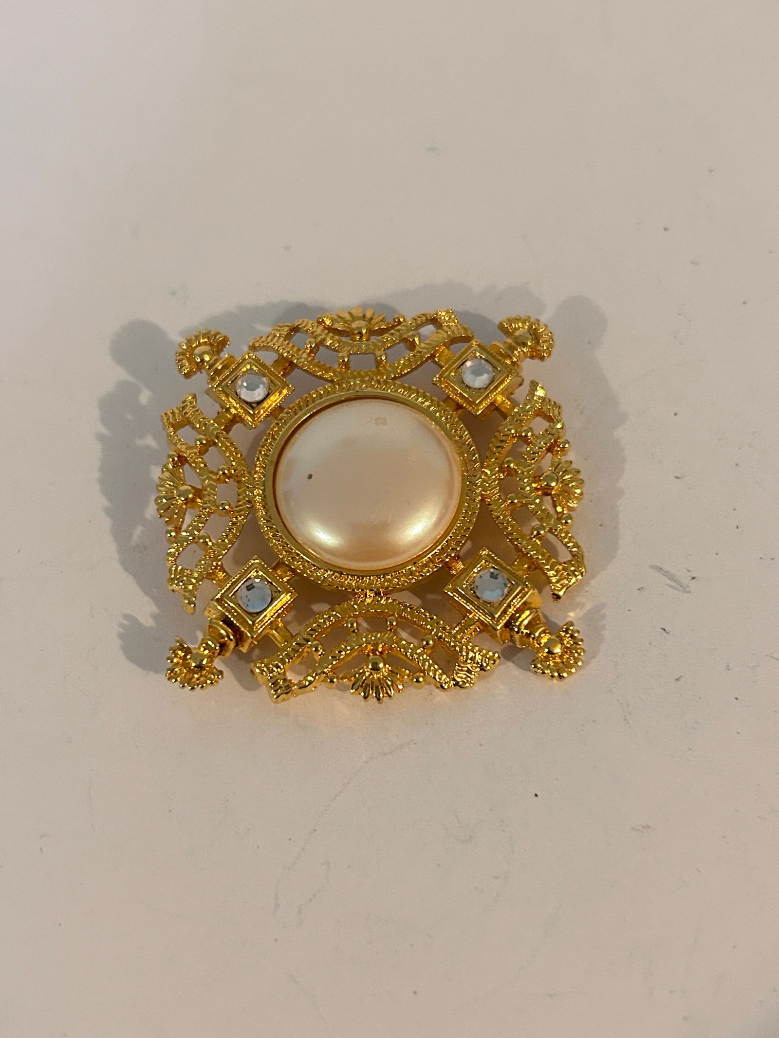 Vintage Monet faux pearl gold tone Brooch (1 of 4)