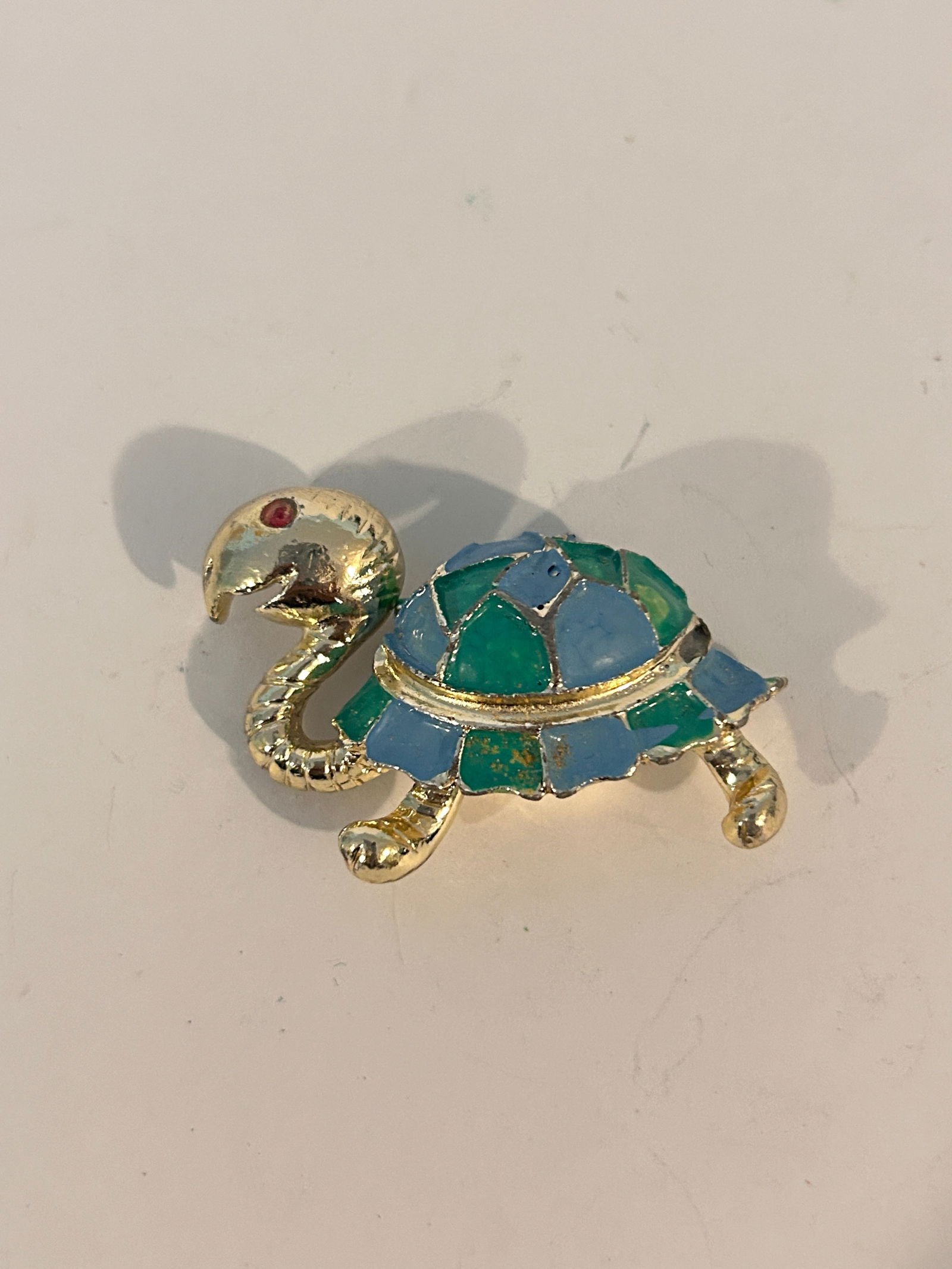 Vintage green enamel Turtle Brooch (1 of 4)