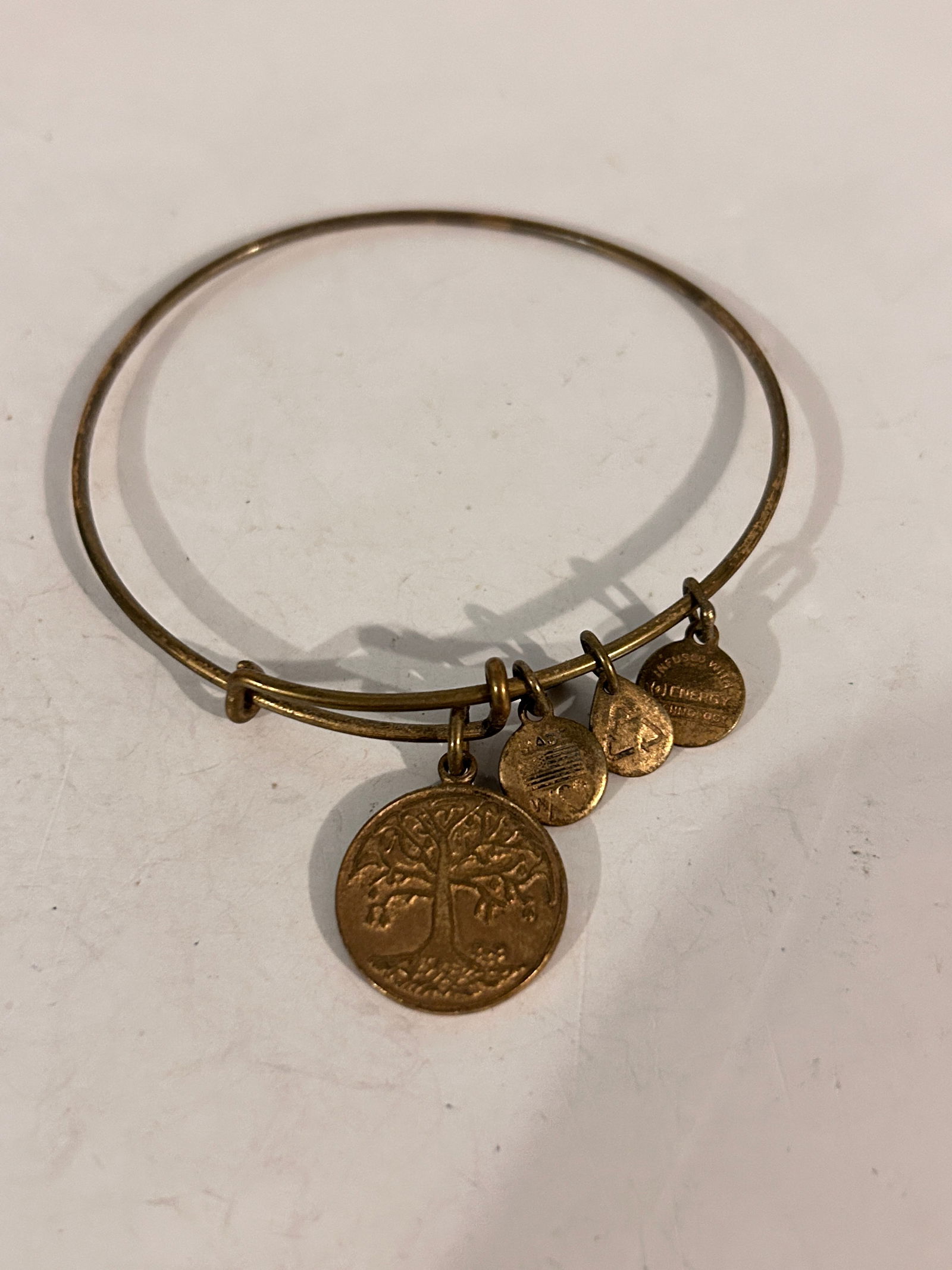 Vintage Bracelet 7" (1 of 4)