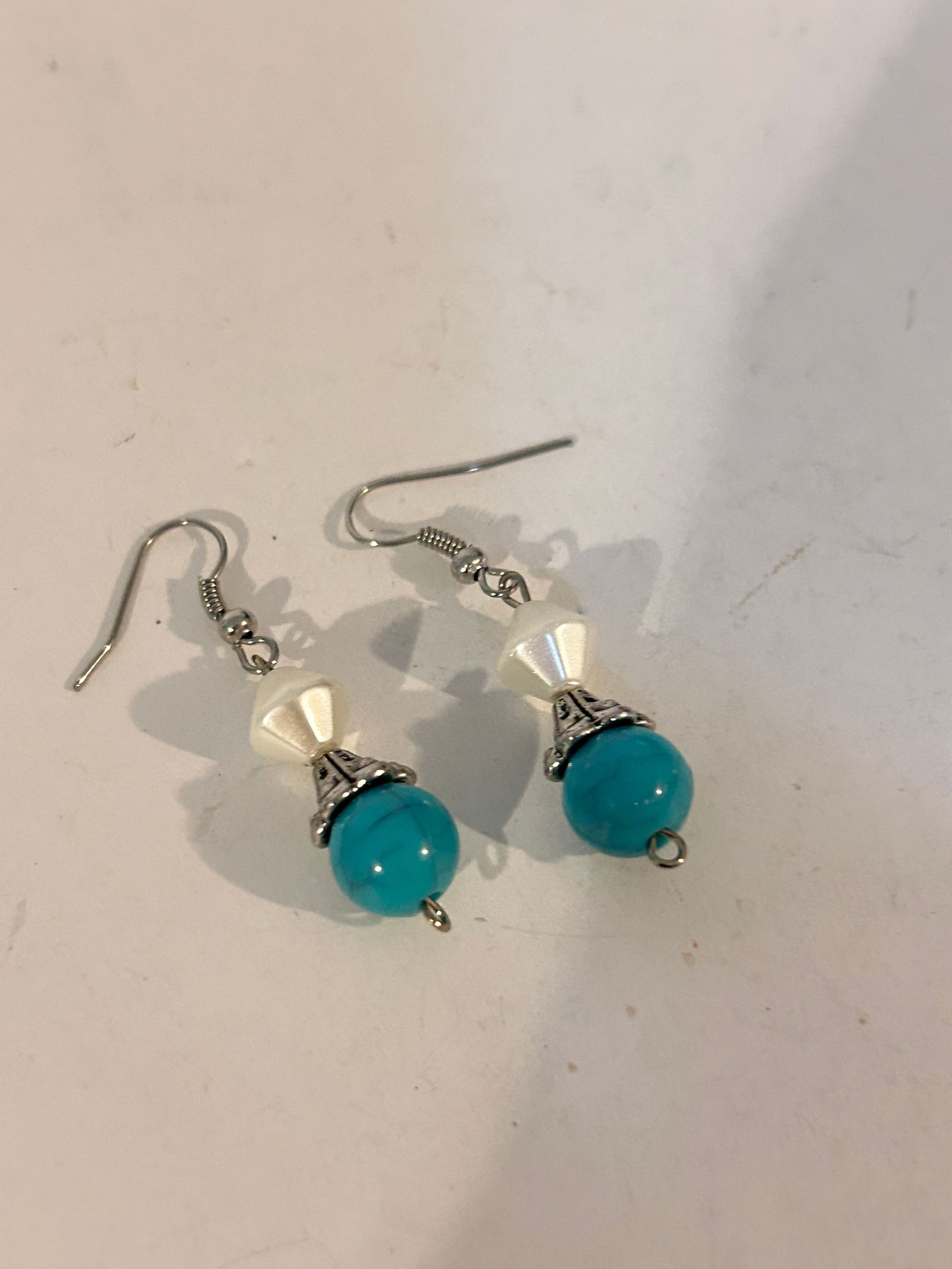 Vintage green dangle Earrings (1 of 3)