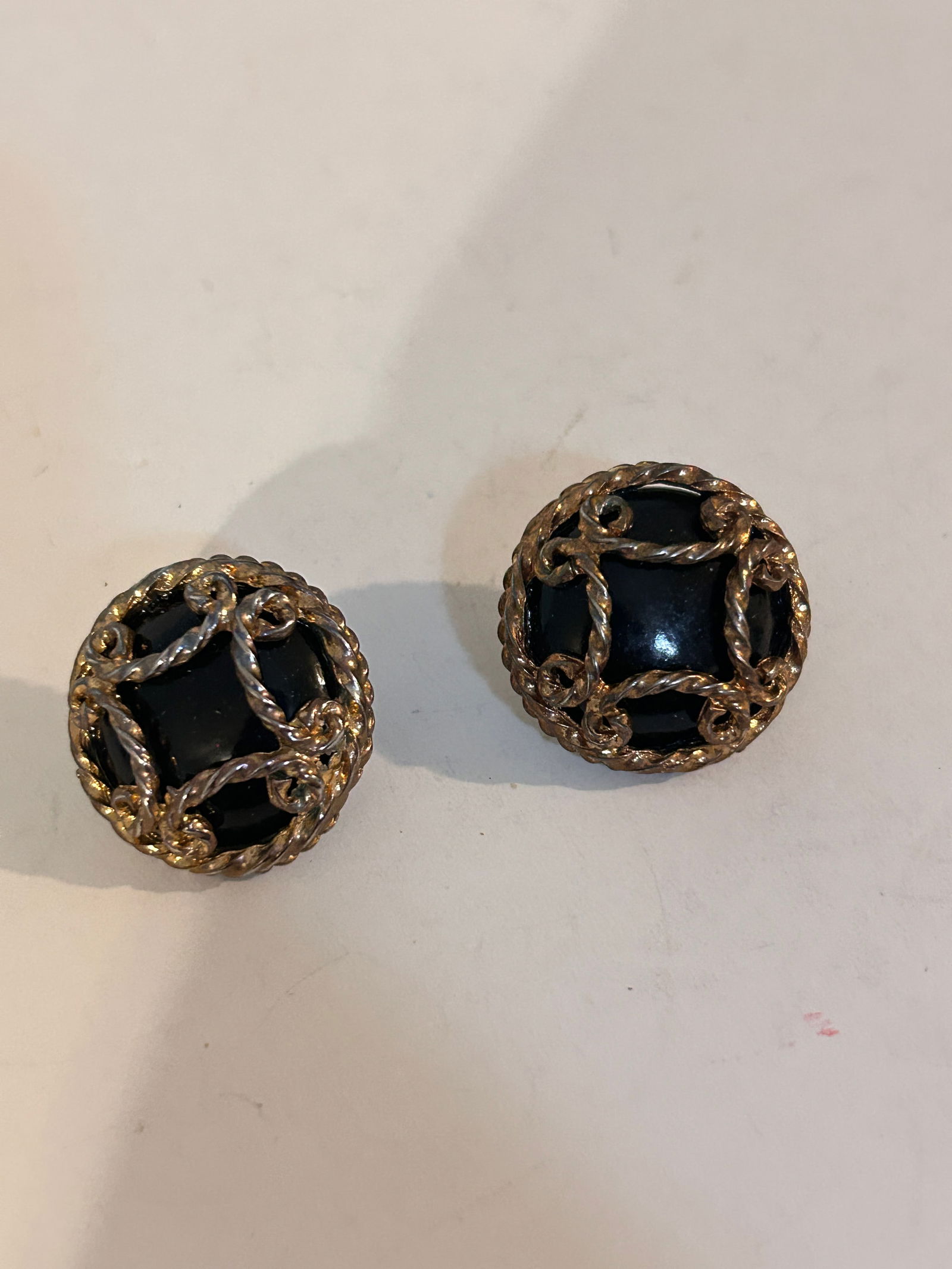 Vintage black and brass Earrings (1 of 4)