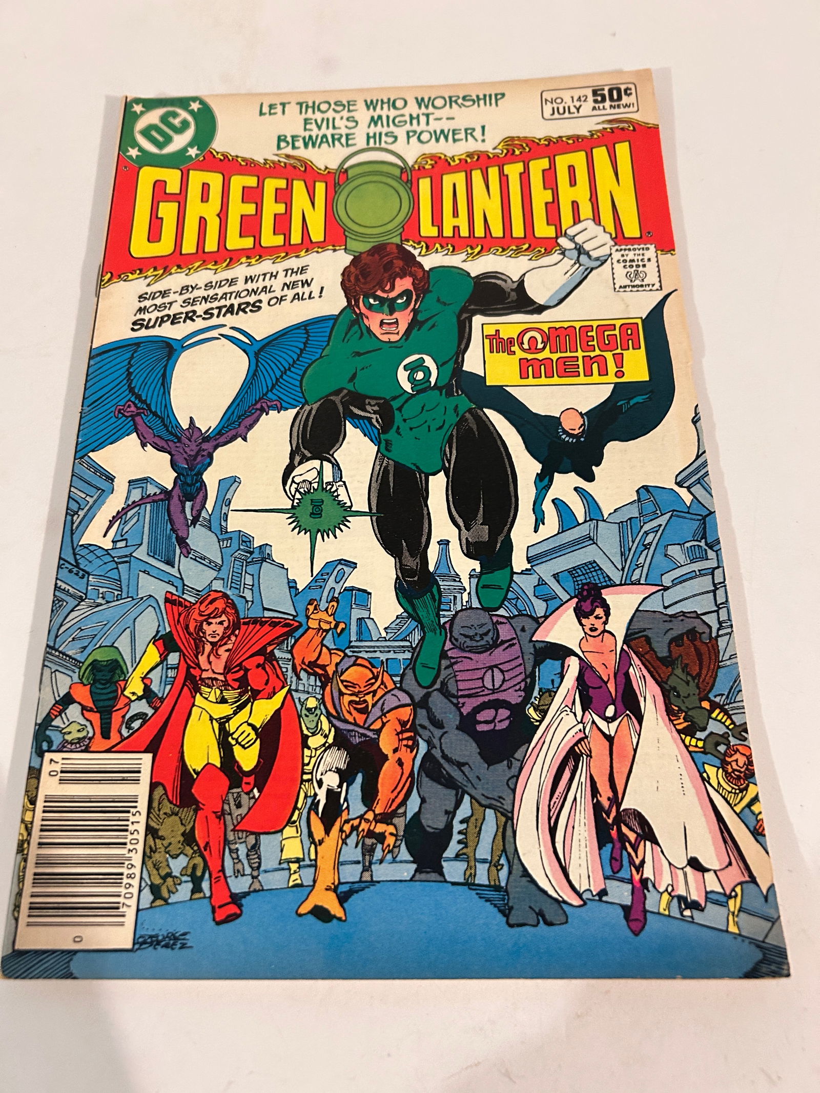 Vintage Comic Book Green Lantern # 142 (1 of 3)