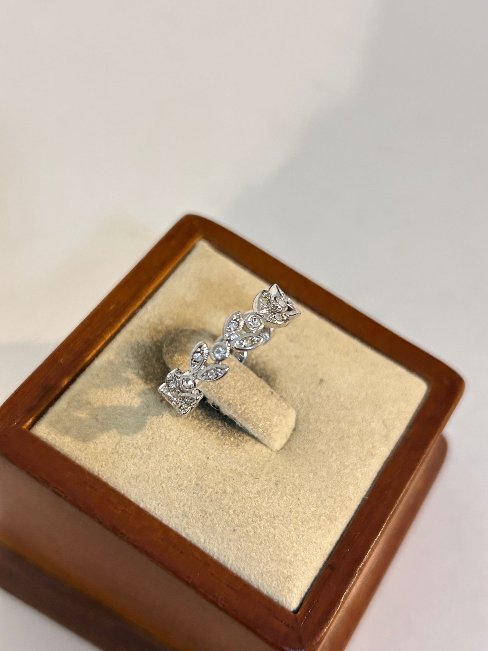 Vintage Sterling Silver Ring sz 7 (1 of 4)