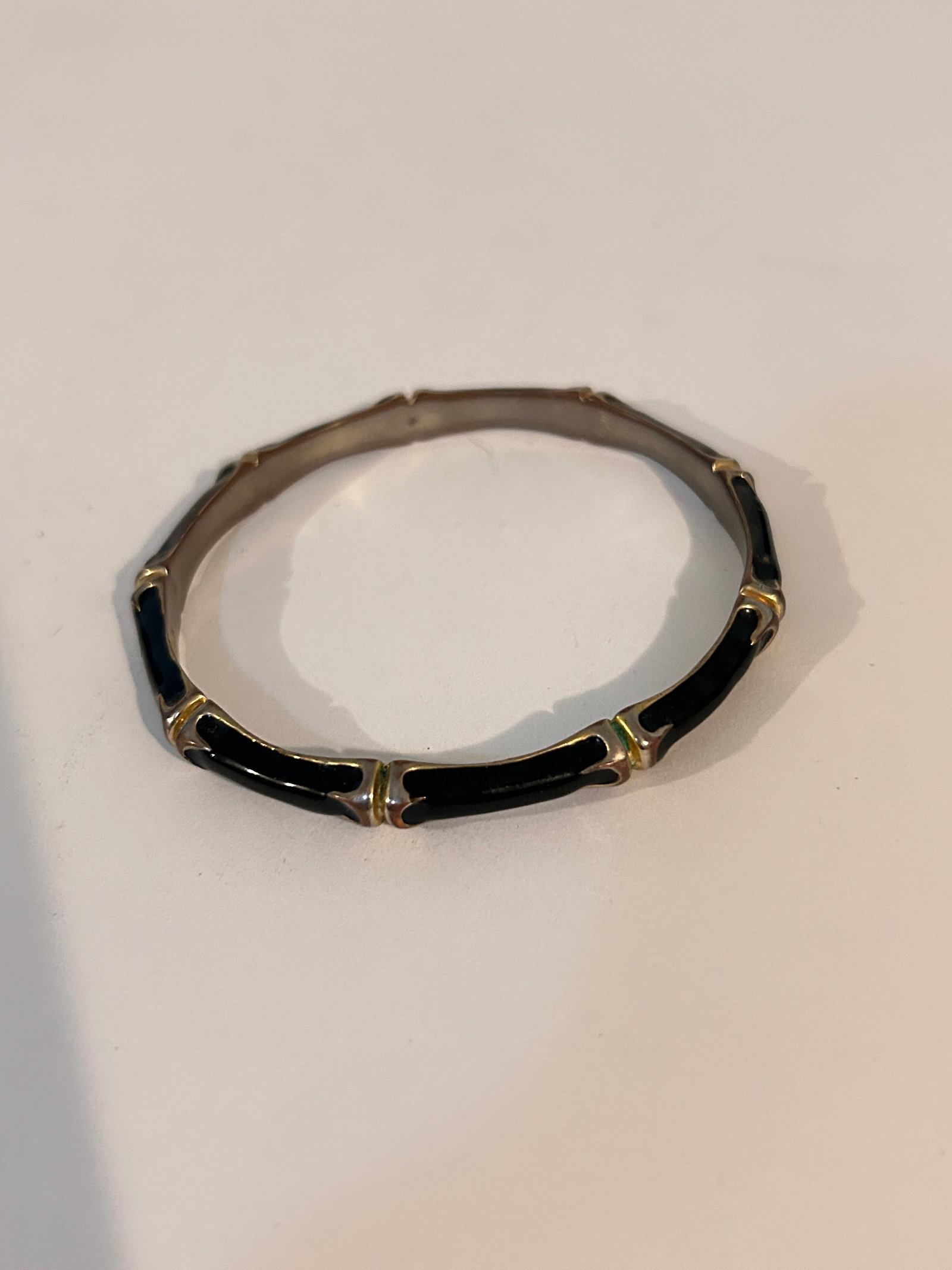 Fornash Vintage Gold Tone Black Enamel Bracelet 7" (1 of 3)