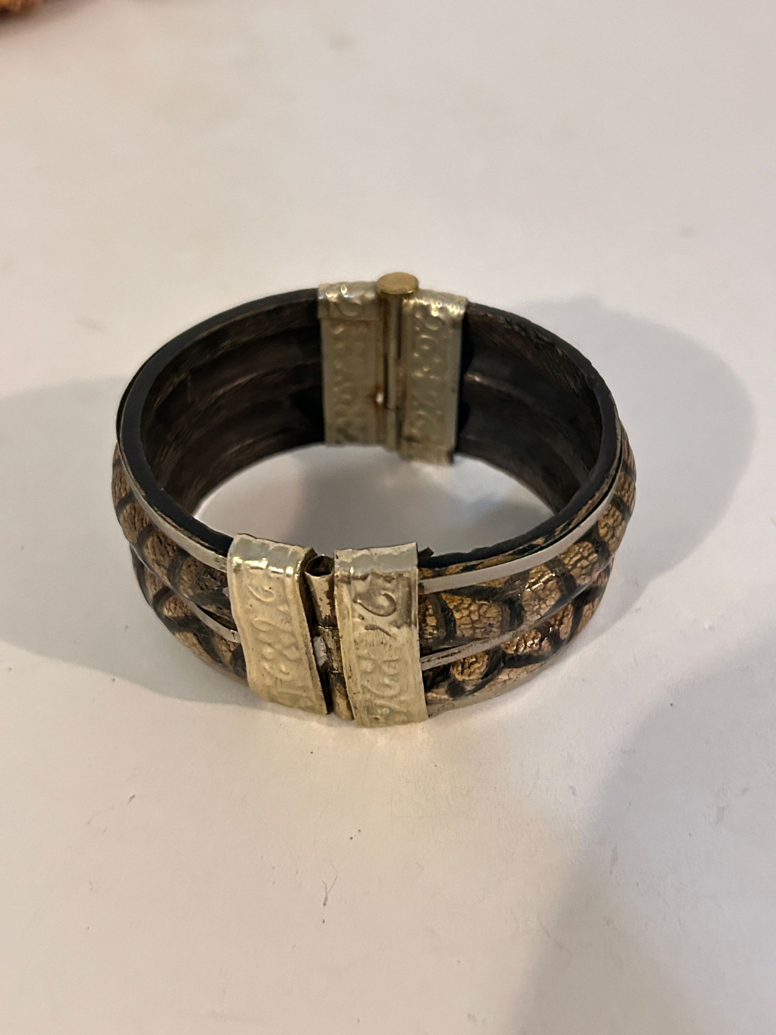 Vintage India hinged Bracelet 8" (1 of 4)