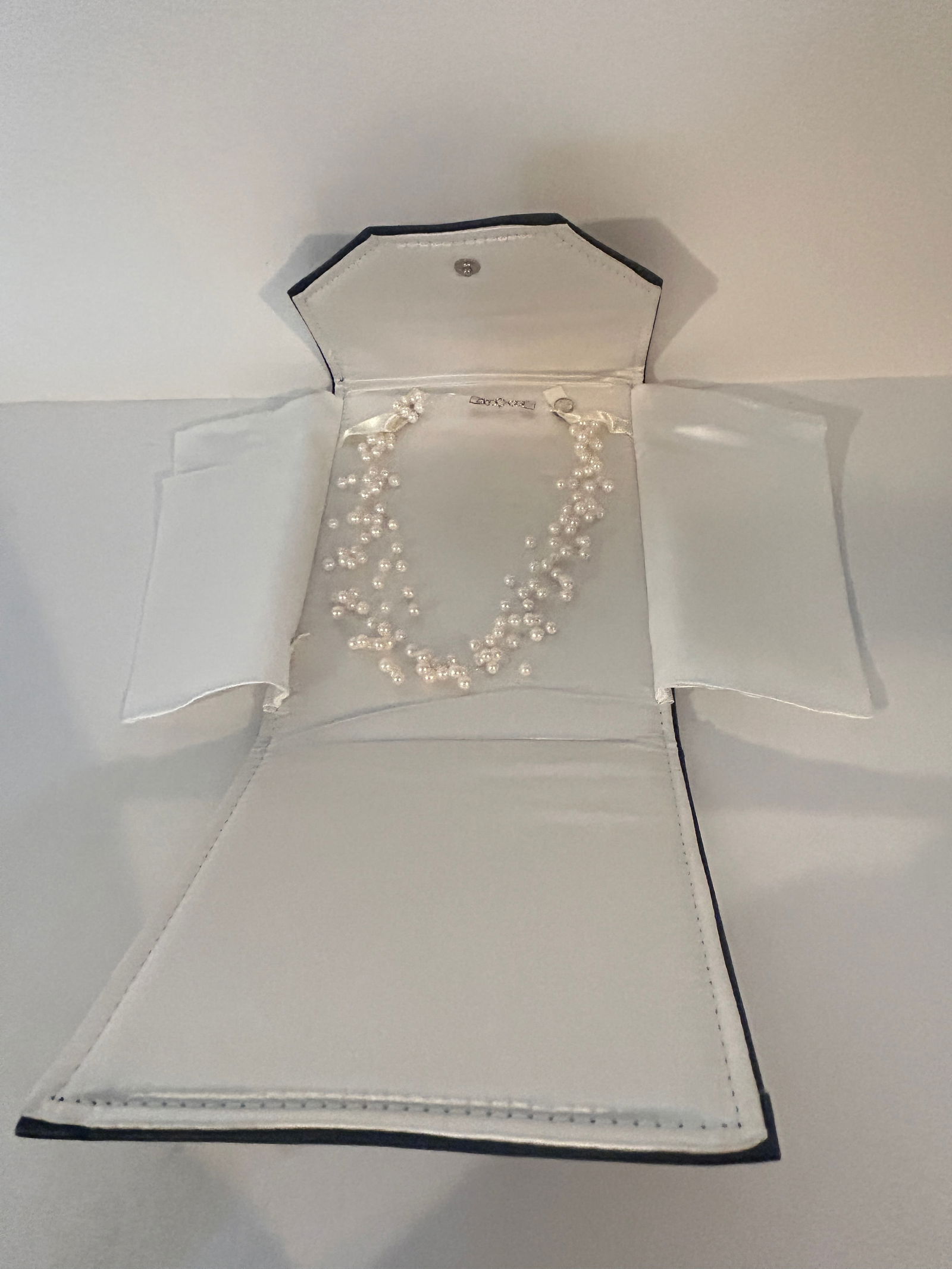 Pearl multi strand Neckless140": Pearl multi strand Neckless140" Please view all photos as they are part of the description and condition of this Item, Feel free to contact me with questions or picture requests! Used Item AS IS