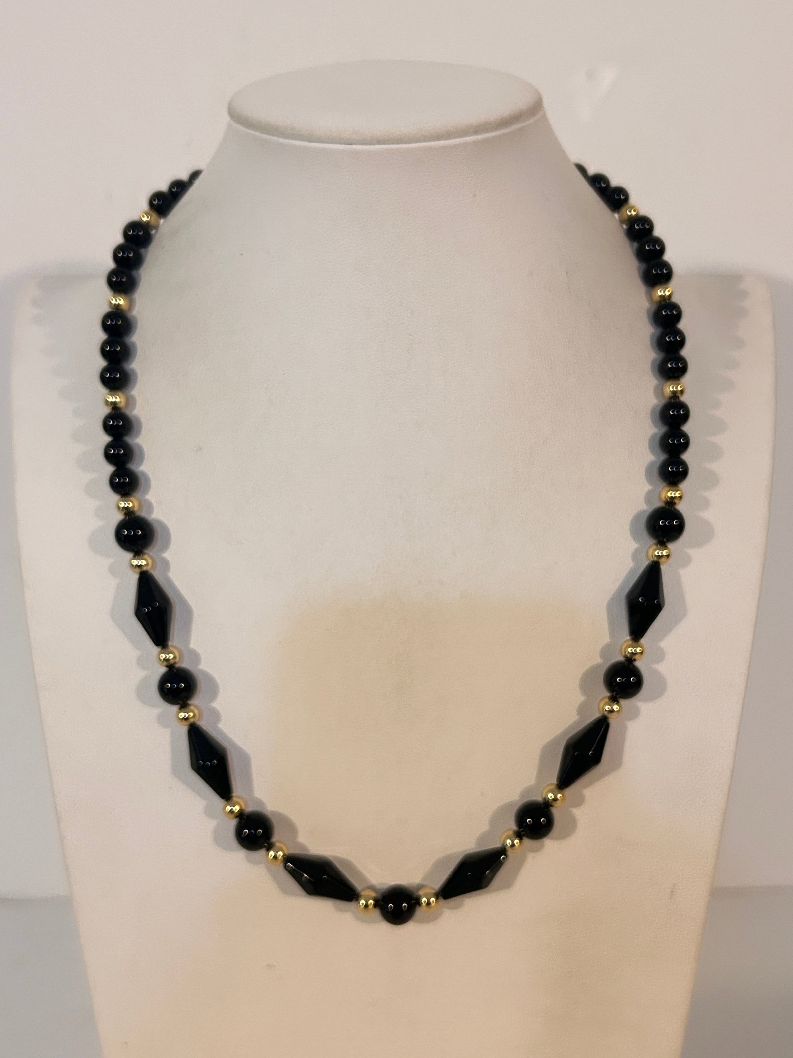 Vintage black glass gold tone bead Necklace 22" (1 of 5)