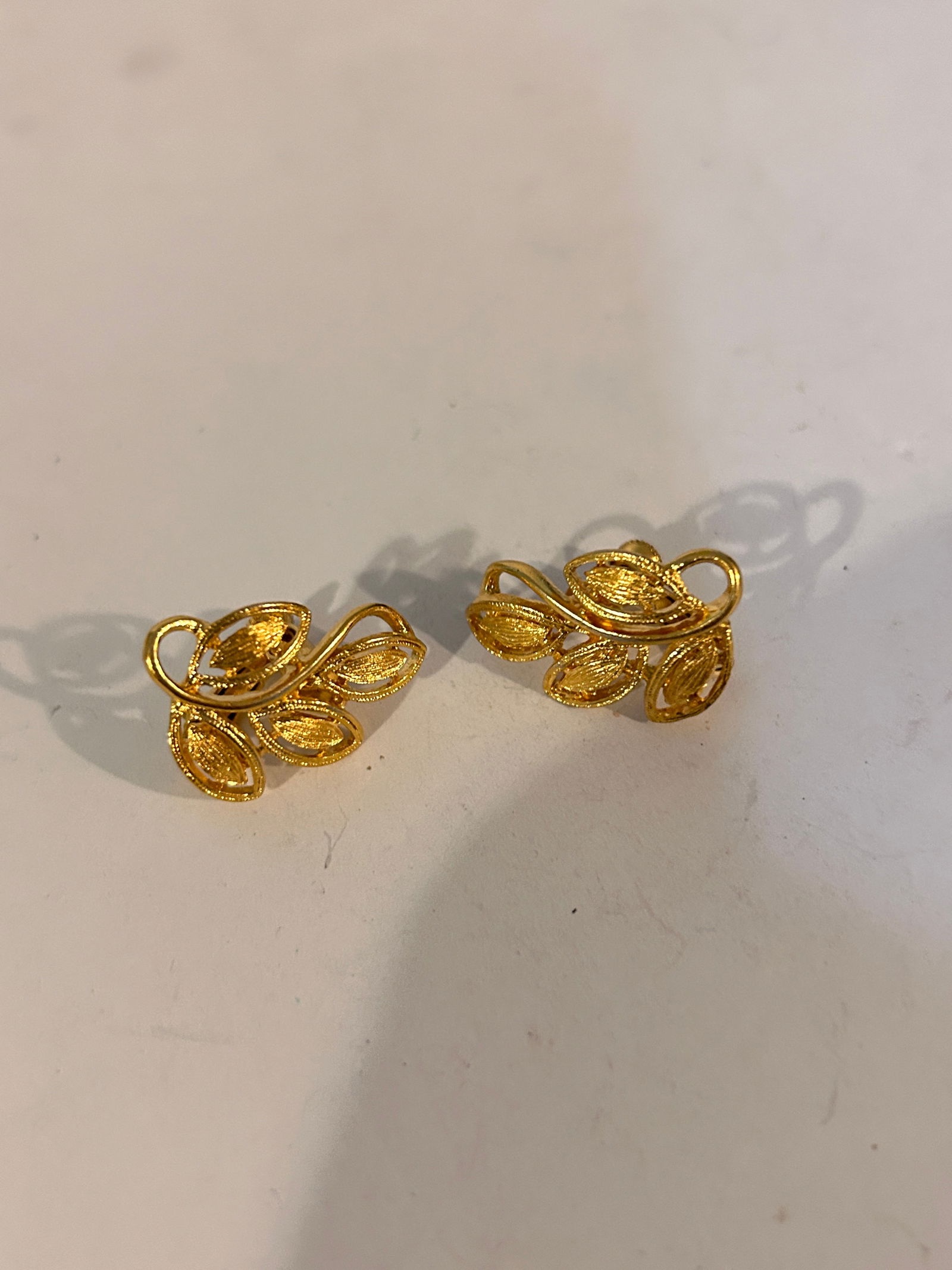 Vintage gold tone Napier Earrings (1 of 4)