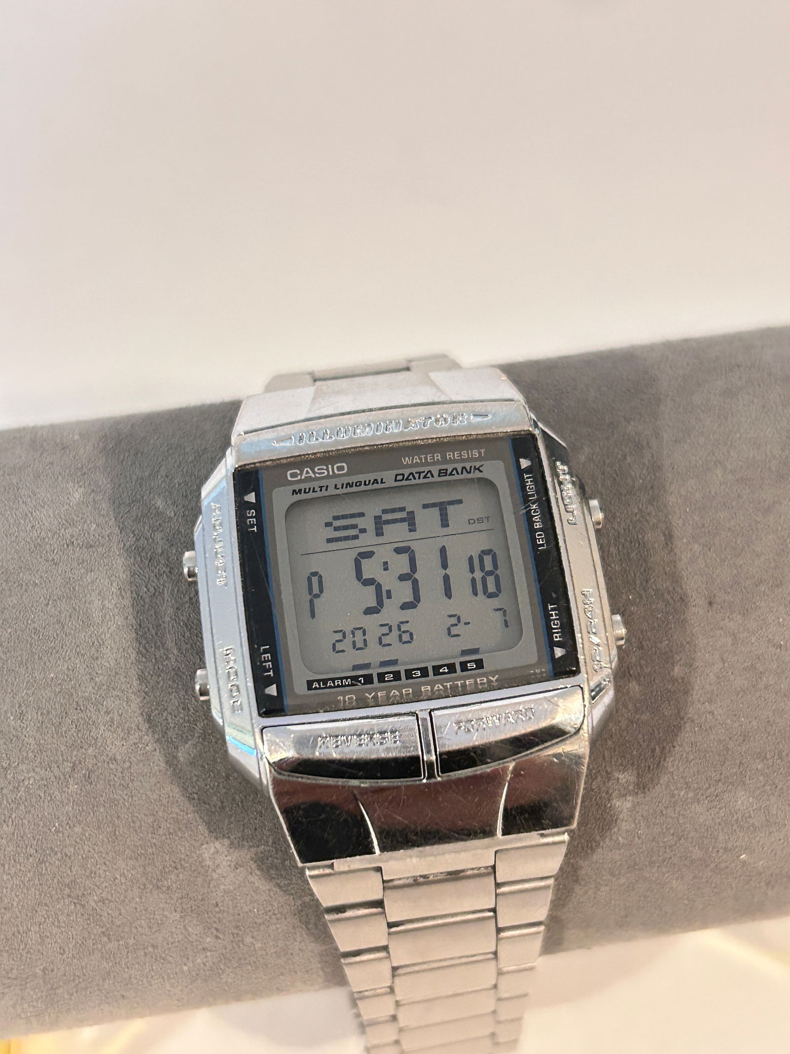 Casio Multi Lingual Data Bank 2515 DB-360 Quartz Vintage Men’s Watch working: Casio Multi Lingual Data Bank 2515 DB-360 Quartz Vintage Men’s Watch working Please view all photos as they are part of the description and condition of this Item, Feel free to contact me with quest