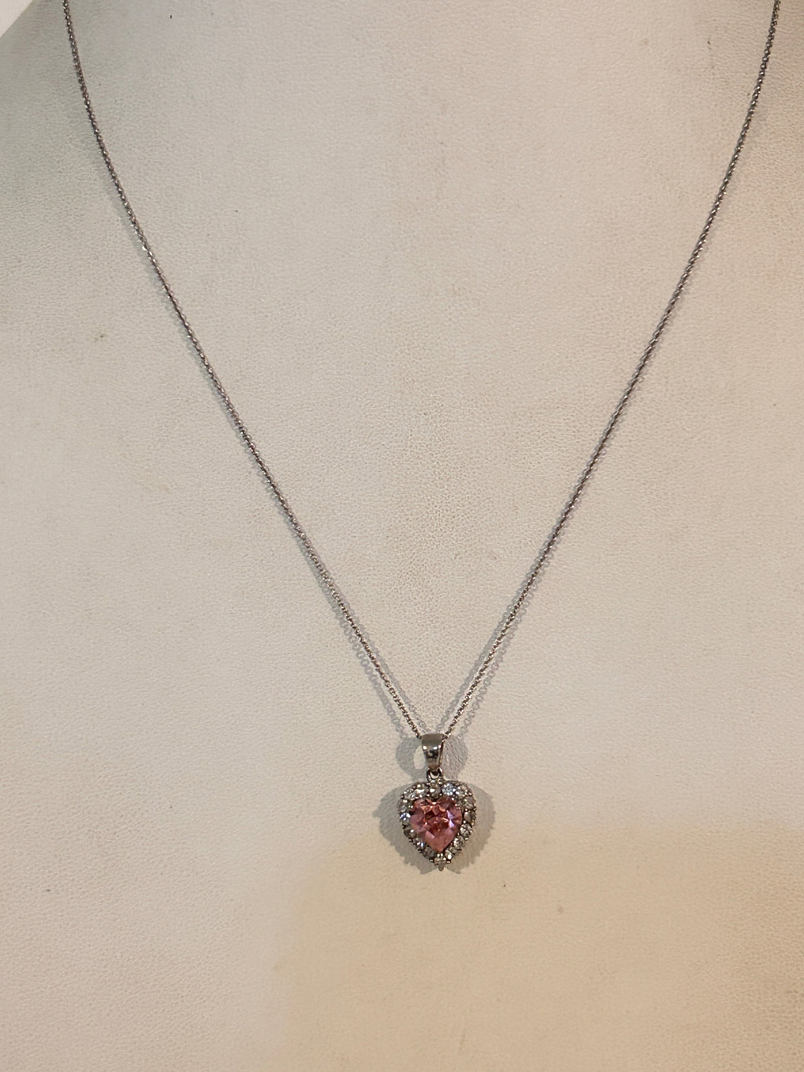 Vintage Sterling Silver pink rhinestone heart Necklace 17": Vintage Sterling Silver pink rhinestone heart Necklace 17" Please view all photos as they are part of the description and condition of this Item, Feel free to contact me with questions or picture requ