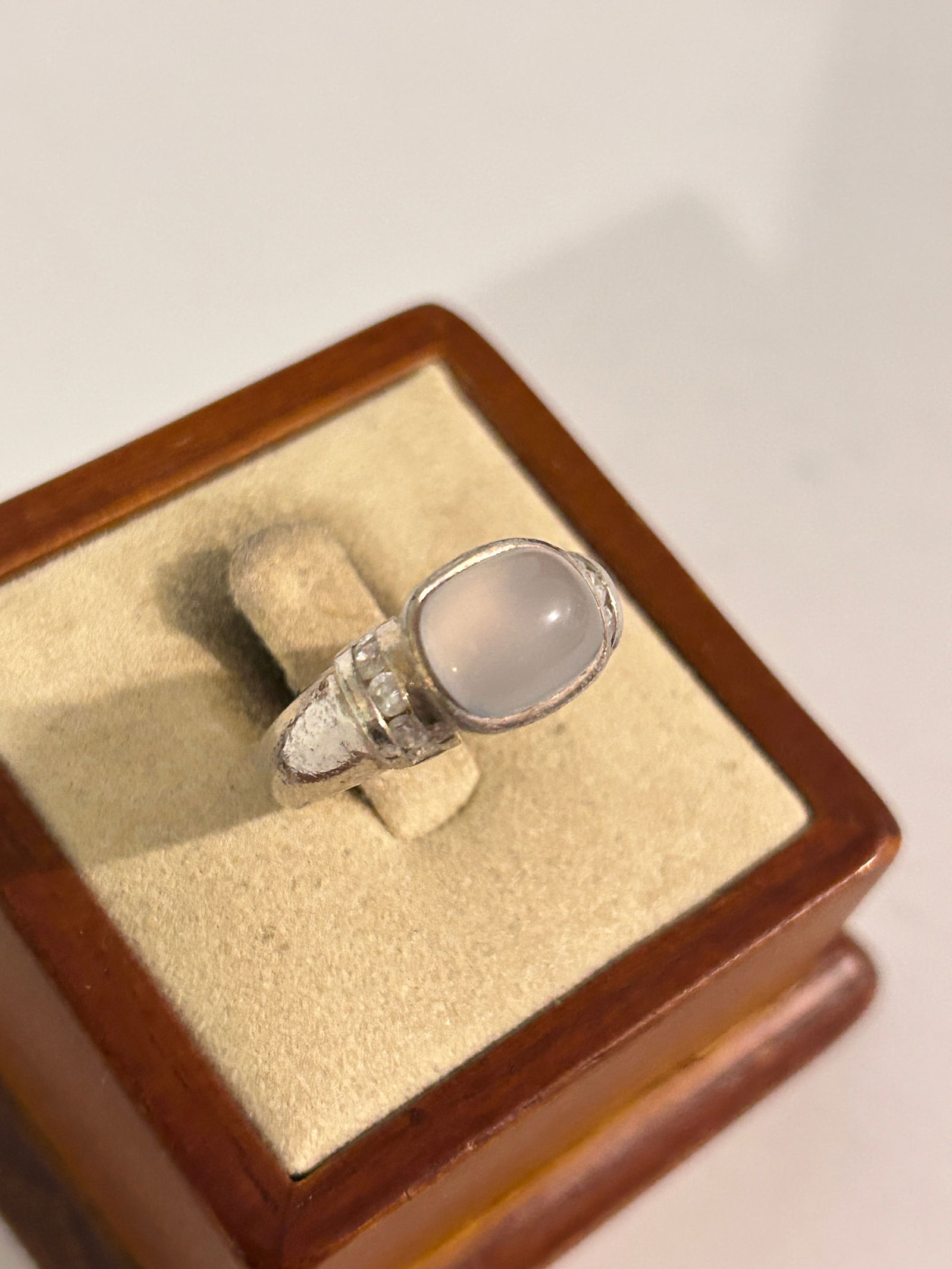 Vintage Sterling Silver NF Chapal Zenray Ring sz 7: Vintage Sterling Silver NF Chapal Zenray Ring sz 7 Please view all photos as they are part of the description and condition of this Item, Feel free to contact me with questions or picture requests! Us