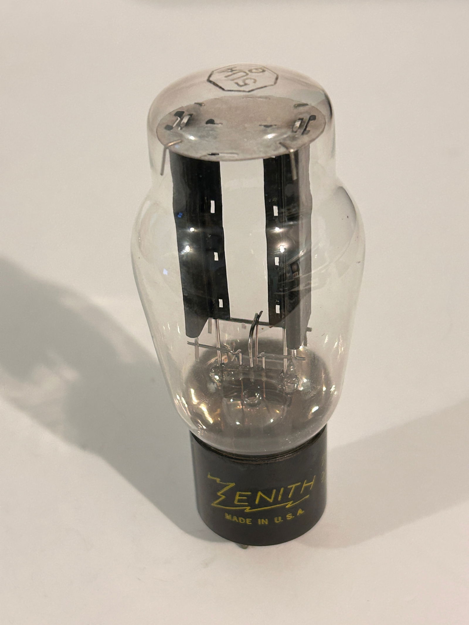 Vintage 5u4g Vacuum Tube Zenith tested good: Vintage 5u4g Vacuum Tube Zenith tested good Please view all photos as they are part of the description and condition of this Item, Feel free to contact me with questions or picture requests! Used Item