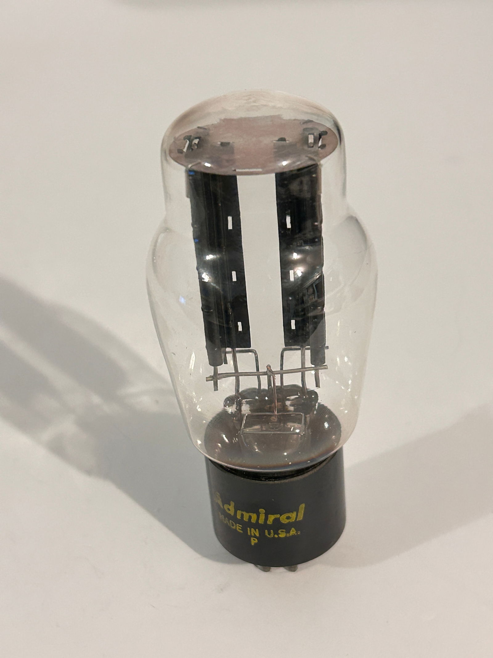 Vintage Admiral 280 Tube Amp tested good: Vintage Admiral 280 Tube Amp tested good Please view all photos as they are part of the description and condition of this Item, Feel free to contact me with questions or picture requests! Used Item AS