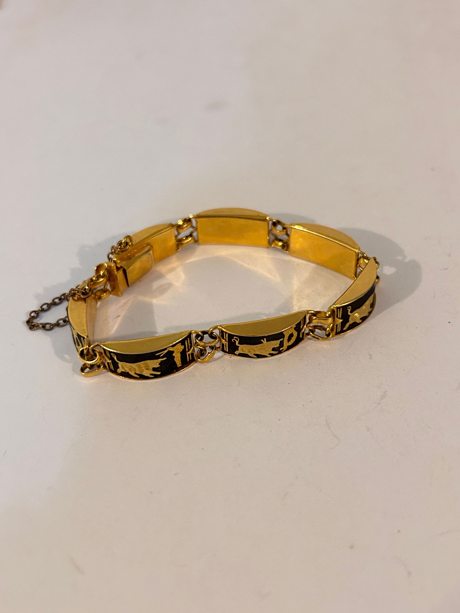 Vintage Spanish Damascene Etched Bracelet Link Tennis Gold Tone 6?? Small Wrist: Vintage Spanish Damascene Etched Bracelet Link Tennis Gold Tone 6” Small Wrist Please view all photos as they are part of the description and condition of this Item, Feel free to contact me with
