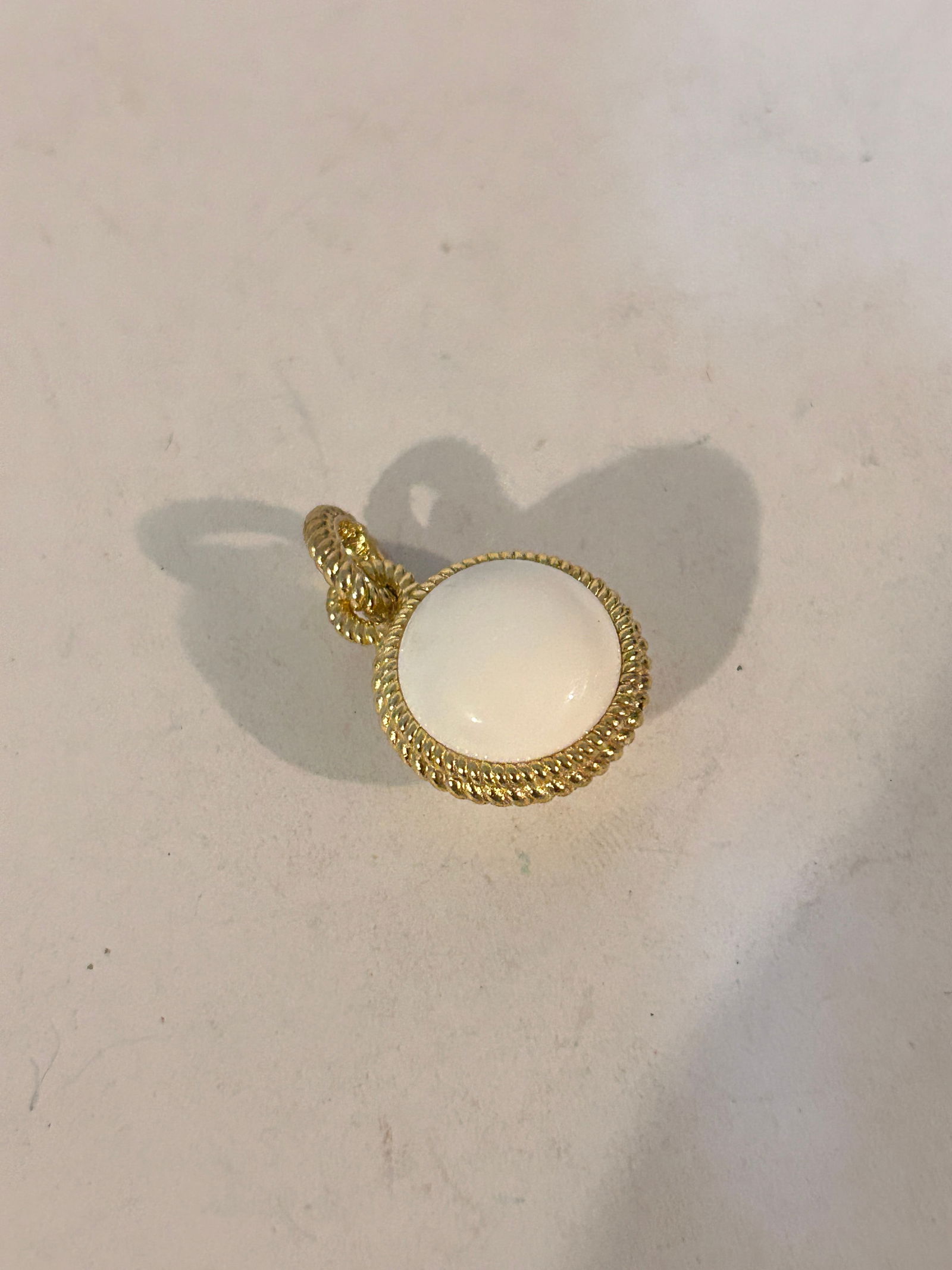 Judith Ripka JR Faceted White Sterling Silver Pendant 9 Grams: Judith Ripka JR Faceted White Sterling Silver Pendant 9 Grams Please view all photos as they are part of the description and condition of this Item, Feel free to contact me with questions or picture r