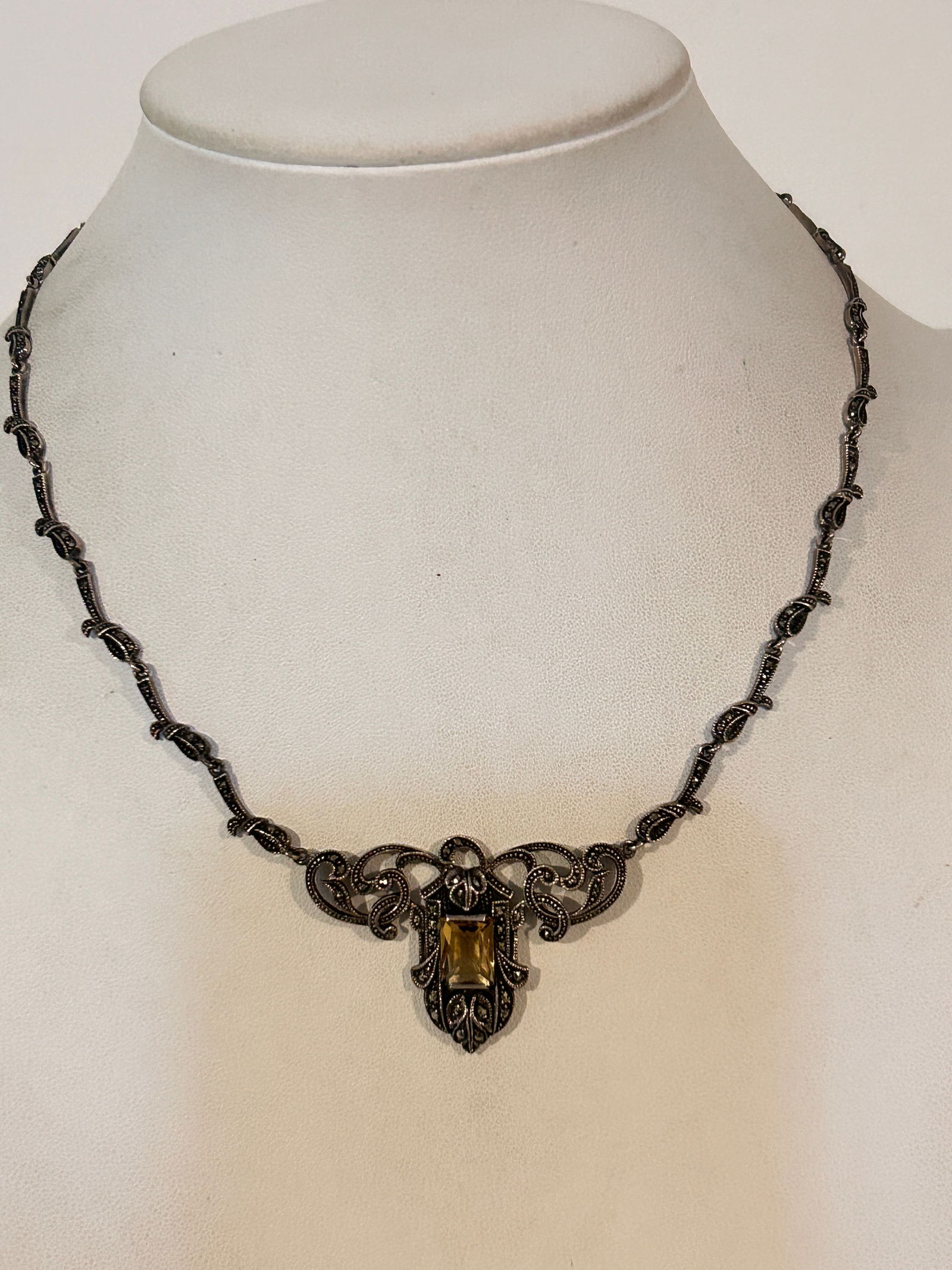 Vintage Sterling Silver marcasite spinel pendant Necklace sz 14" 22 grams Please view all photos (1 of 5)