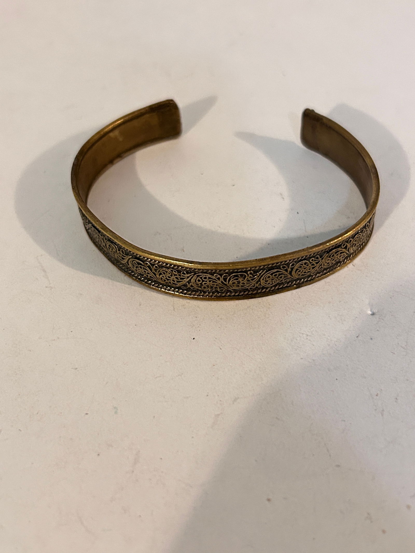 ETHNIC NEPAL Pale Gold Tone Filigree Cuff Vintage Bracelet Etched DRAGON: ETHNIC NEPAL Pale Gold Tone Filigree Cuff Vintage Bracelet Etched DRAGON Please view all photos as they are part of the description and condition of this Item, Feel free to contact me with questions o