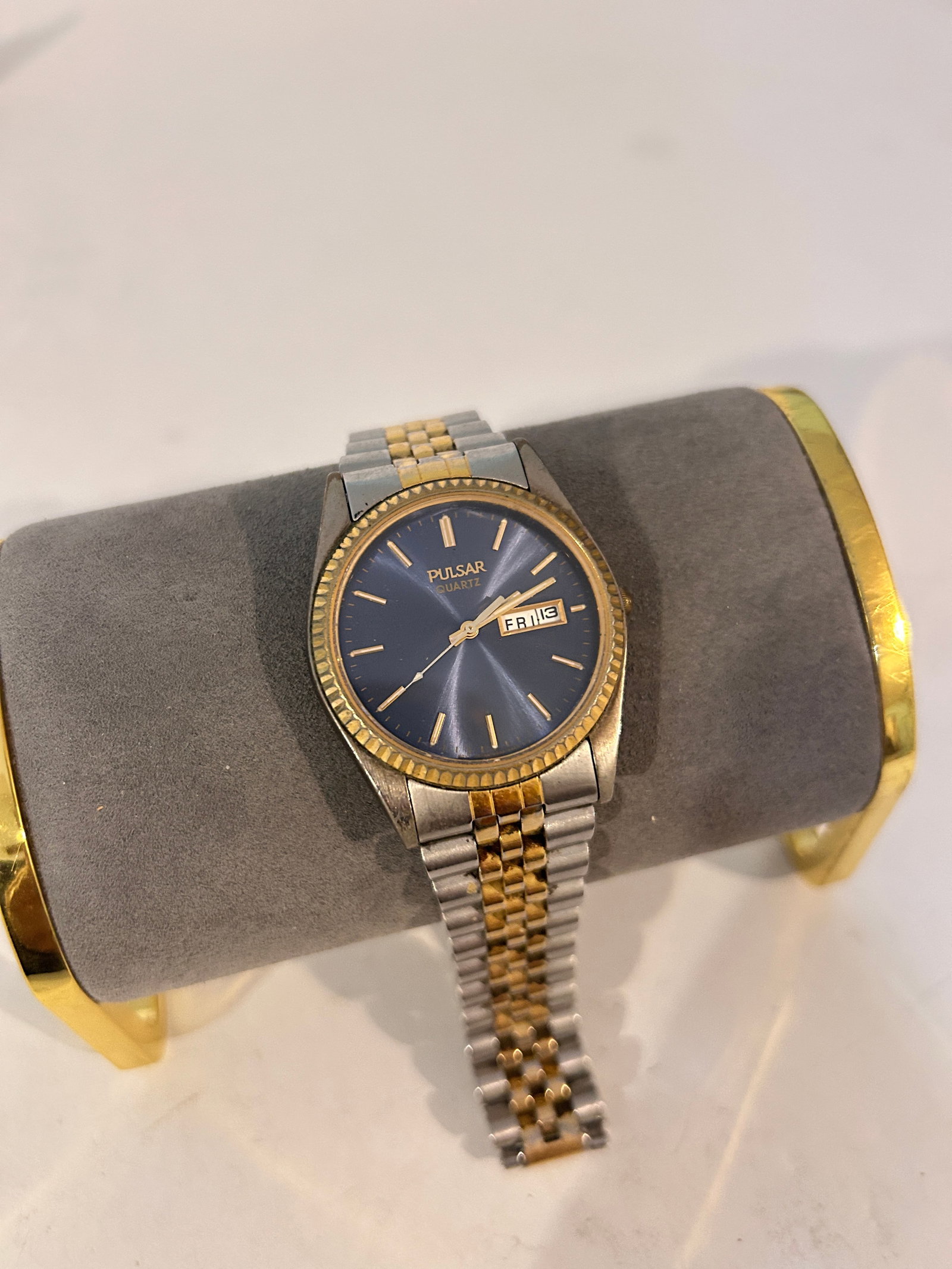 Vintage Armitron Watch Womens Multi Toned Stainless Steel Classic Blue Dial Working (1 of 4)