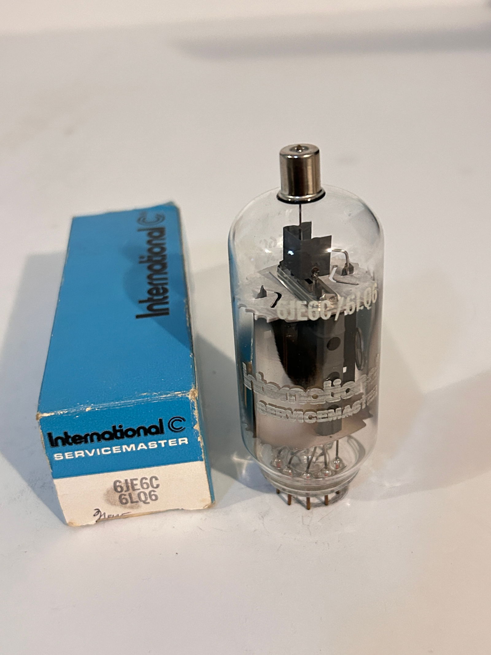 International 6JE6C / 6LQ6 Vacuum Tube With Box Tested (1 of 4)