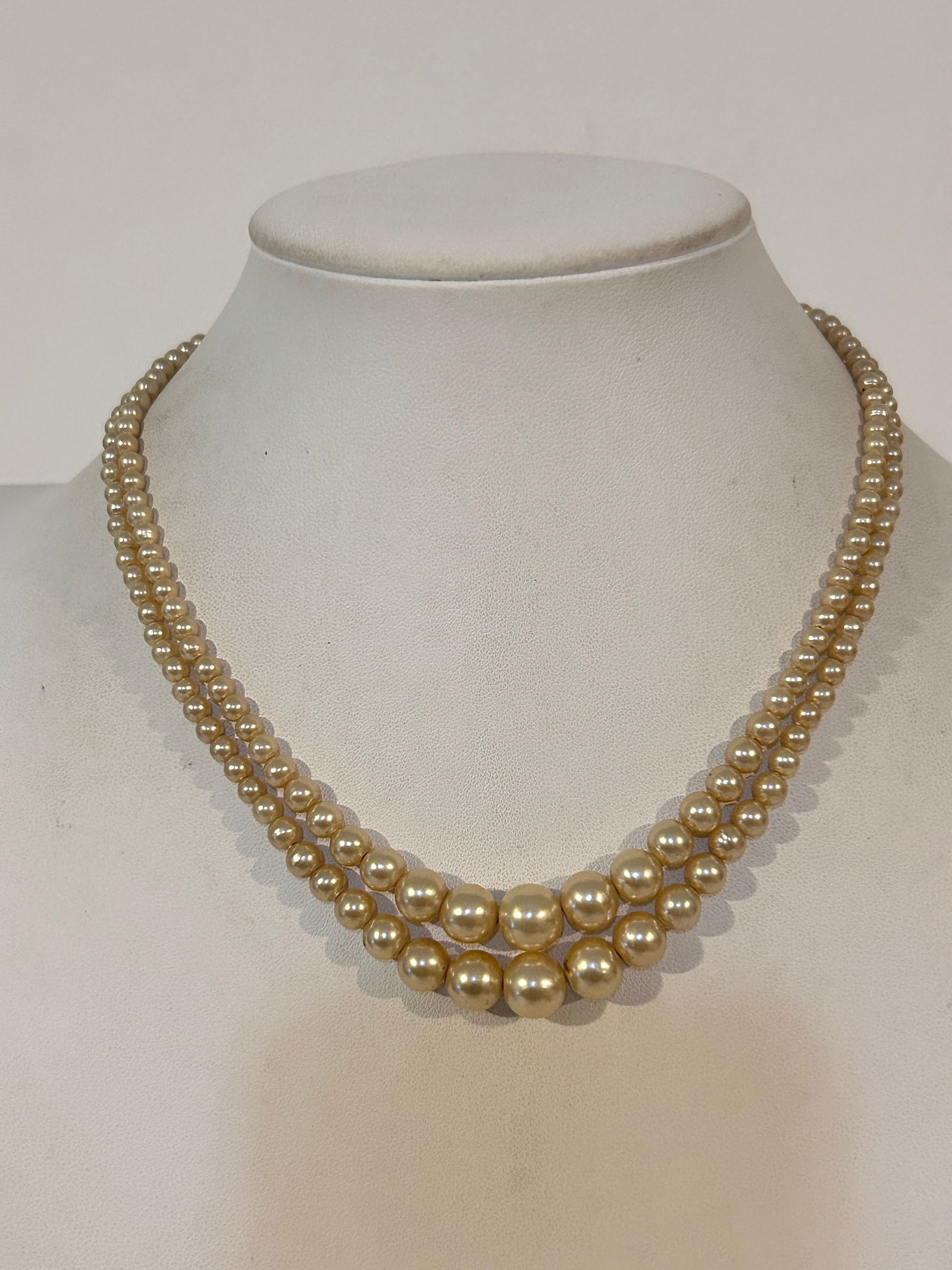 Vintage 1940s Pearl 2 strand Necklace 15" (1 of 5)