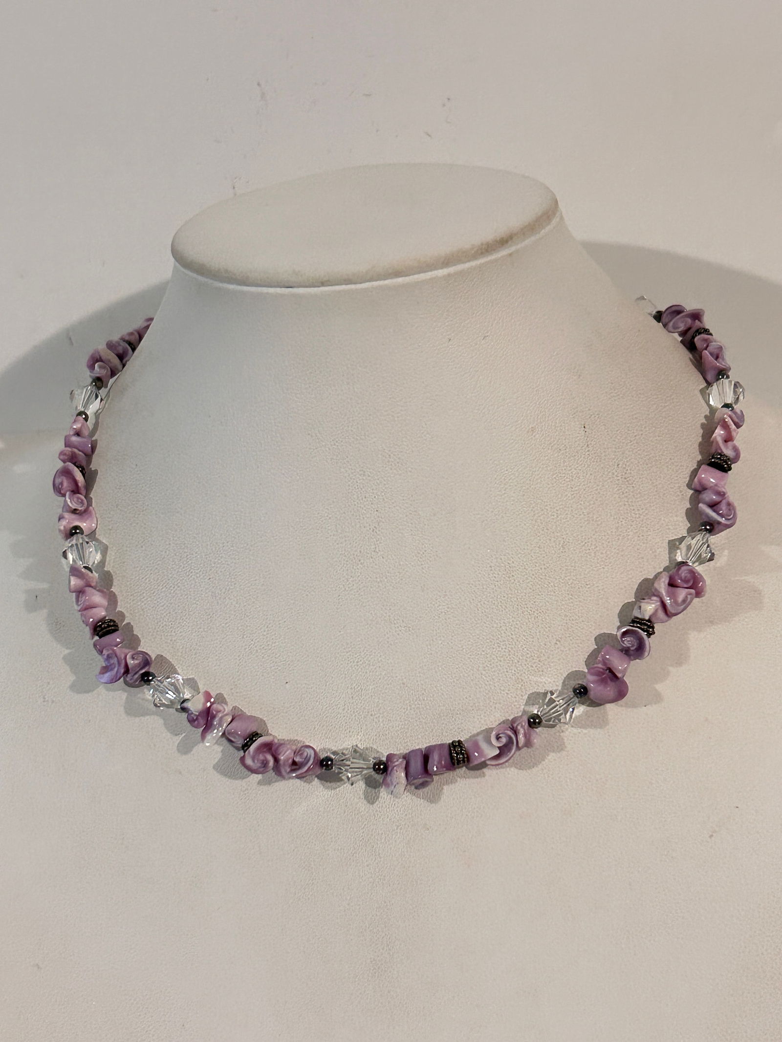 Vintage Sterling Silver Swarovski Crystal shell Necklace 17": Vintage Sterling Silver Swarovski Crystal shell Necklace 17" Please view all photos as they are part of the description and condition of this Item, Feel free to contact me with questions or picture re