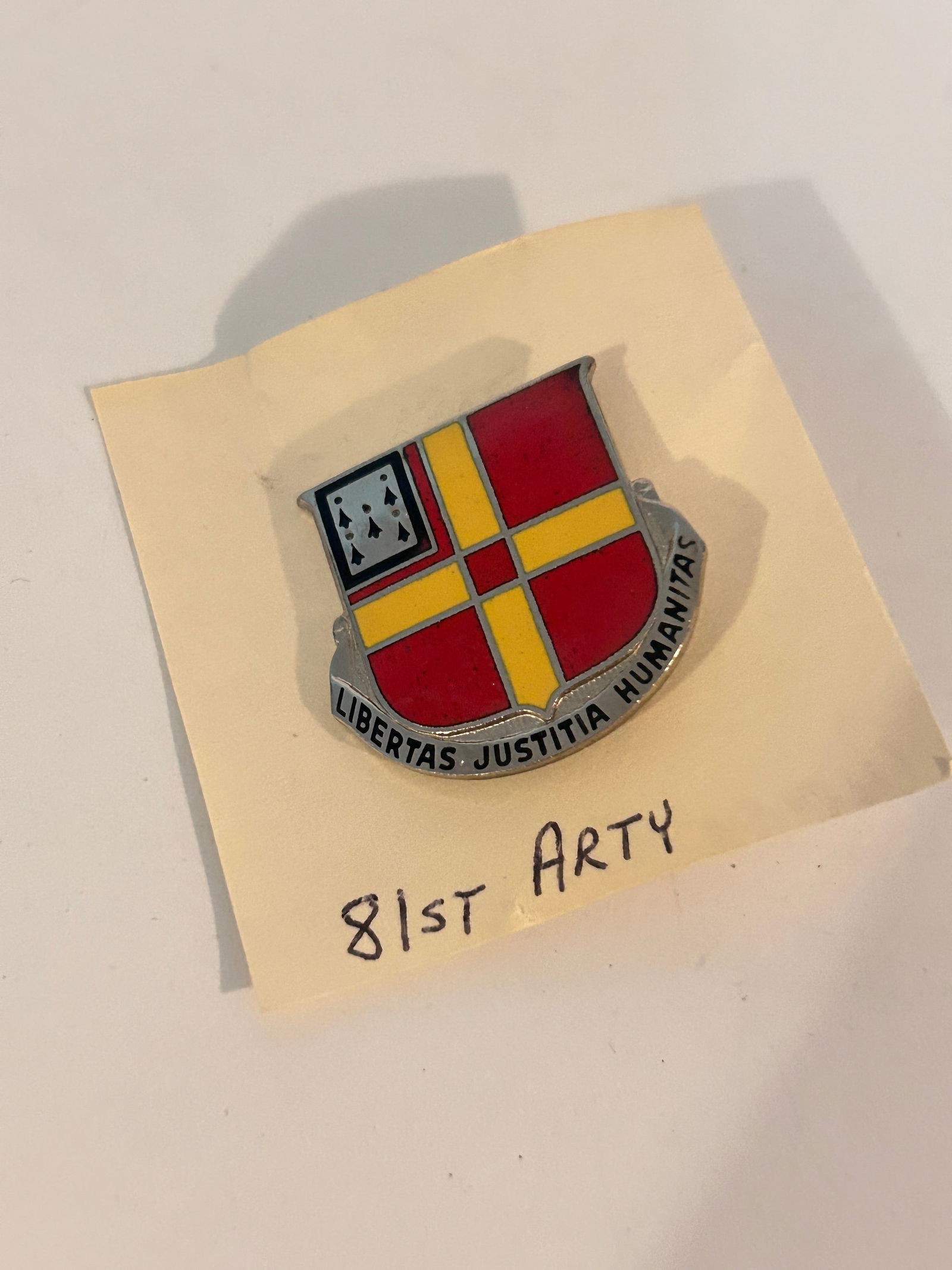 Vintage Military Pin: Vintage Military Pin Please view all photos as they are part of the description and condition of this Item, Feel free to contact me with questions or picture requests! Used Item AS IS