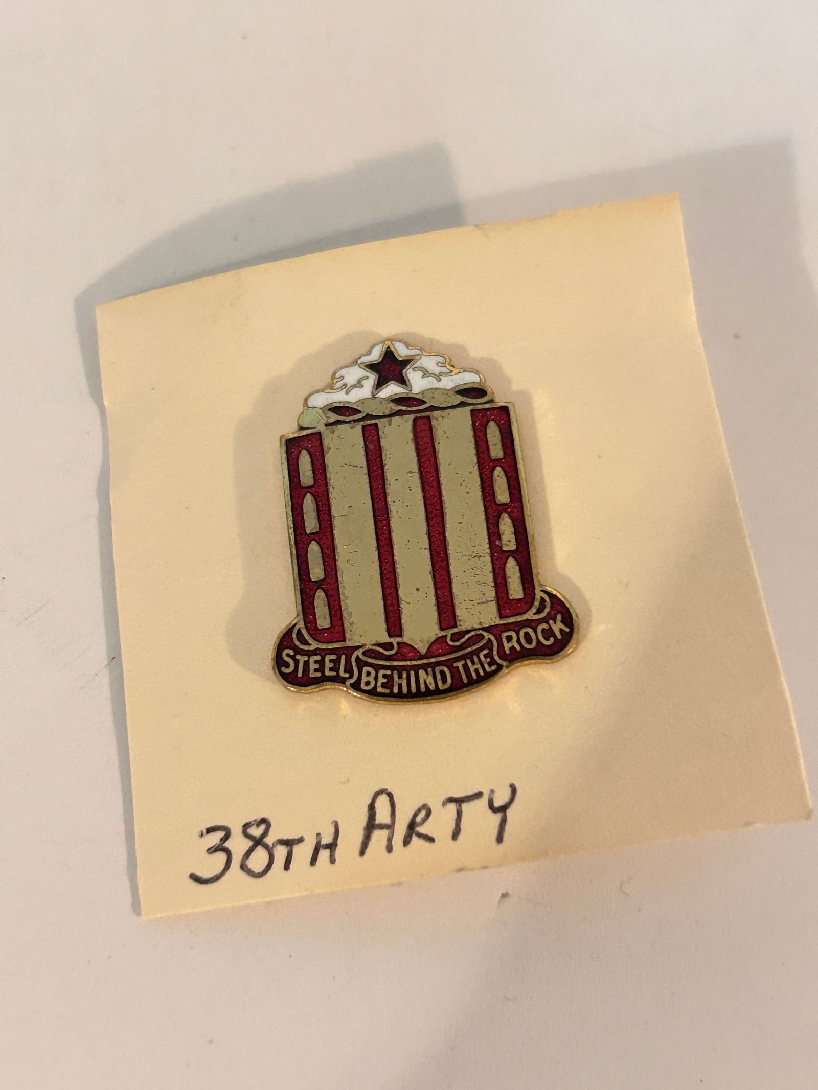 Vintage Military Pin: Vintage Military Pin Please view all photos as they are part of the description and condition of this Item, Feel free to contact me with questions or picture requests! Used Item AS IS