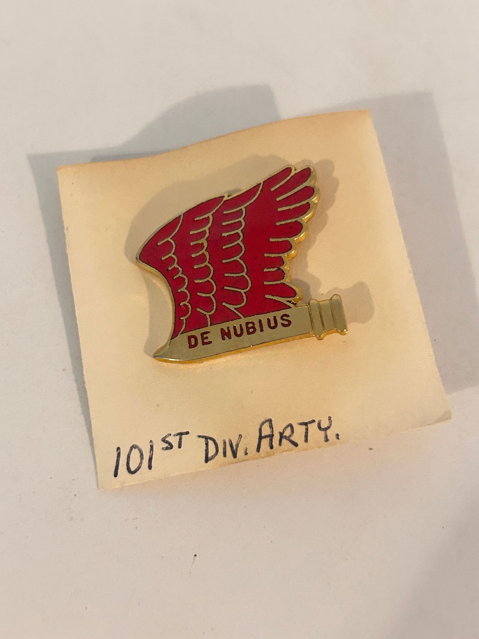 Vintage Military Pin: Vintage Military Pin Please view all photos as they are part of the description and condition of this Item, Feel free to contact me with questions or picture requests! Used Item AS IS