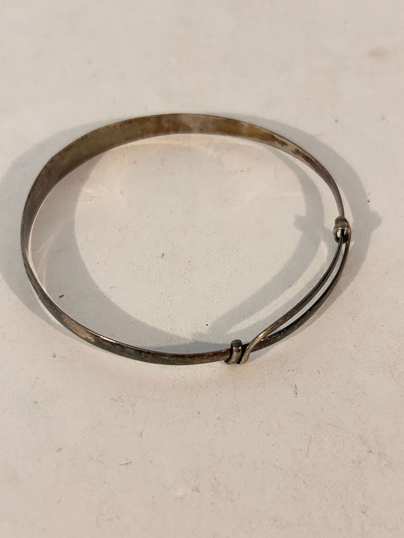 Vintage Sterling Silver stretch Bracelet 8 grams (1 of 4)