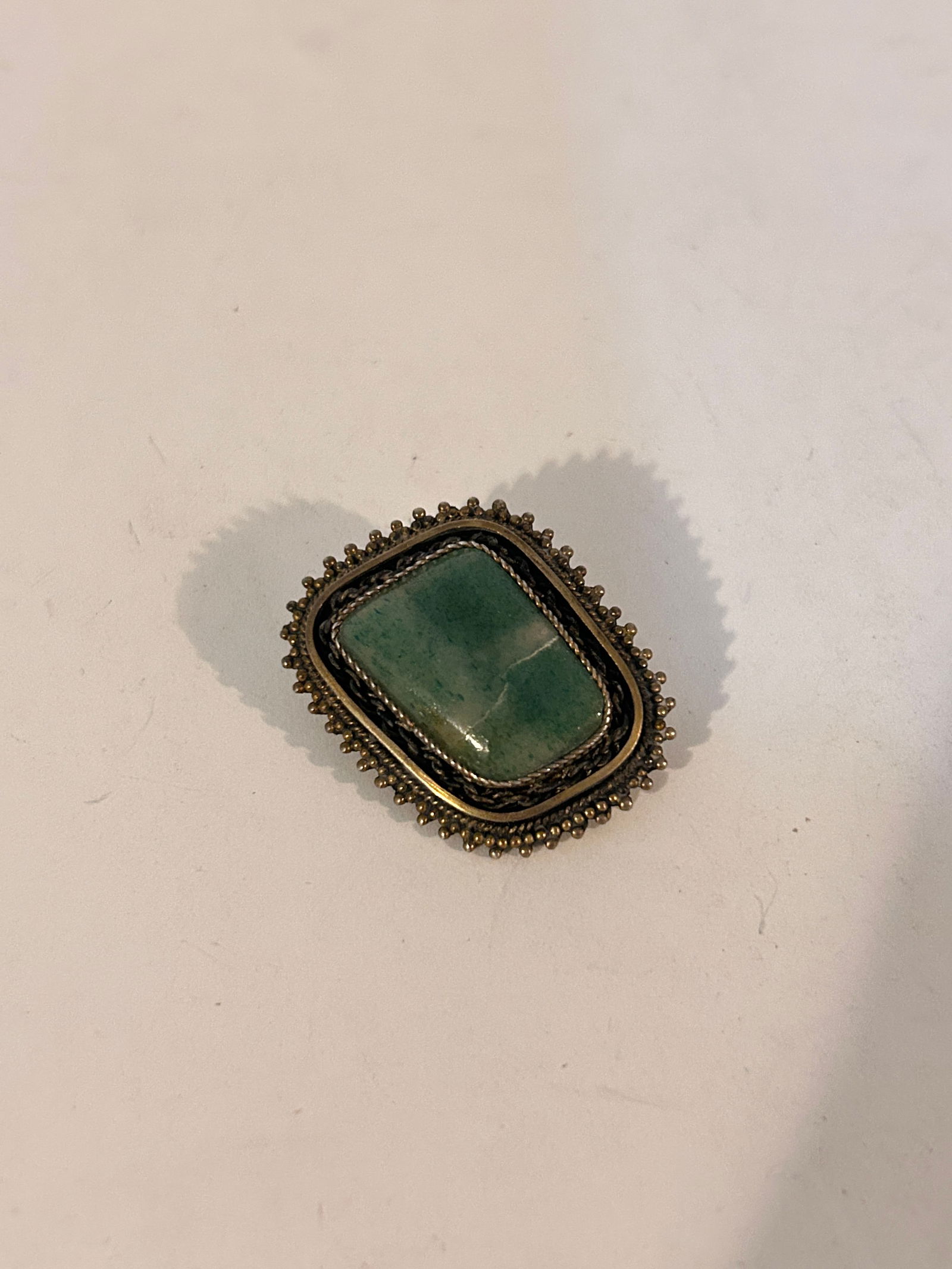 Antique Sterling Silver 935 Chinese export Tested Jade brooch filigree Signed Y.B 5 Grams: Antique Sterling Silver 935 Chinese export Tested Jade brooch filigree Signed Y.B 5 Grams Please view all photos as they are part of the description and condition of this Item, Feel free to contact me