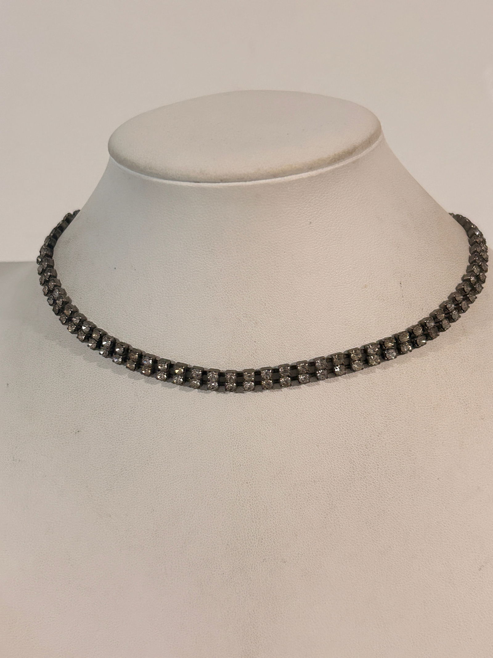 Vintage Rhinestone Necklace 15" (1 of 5)