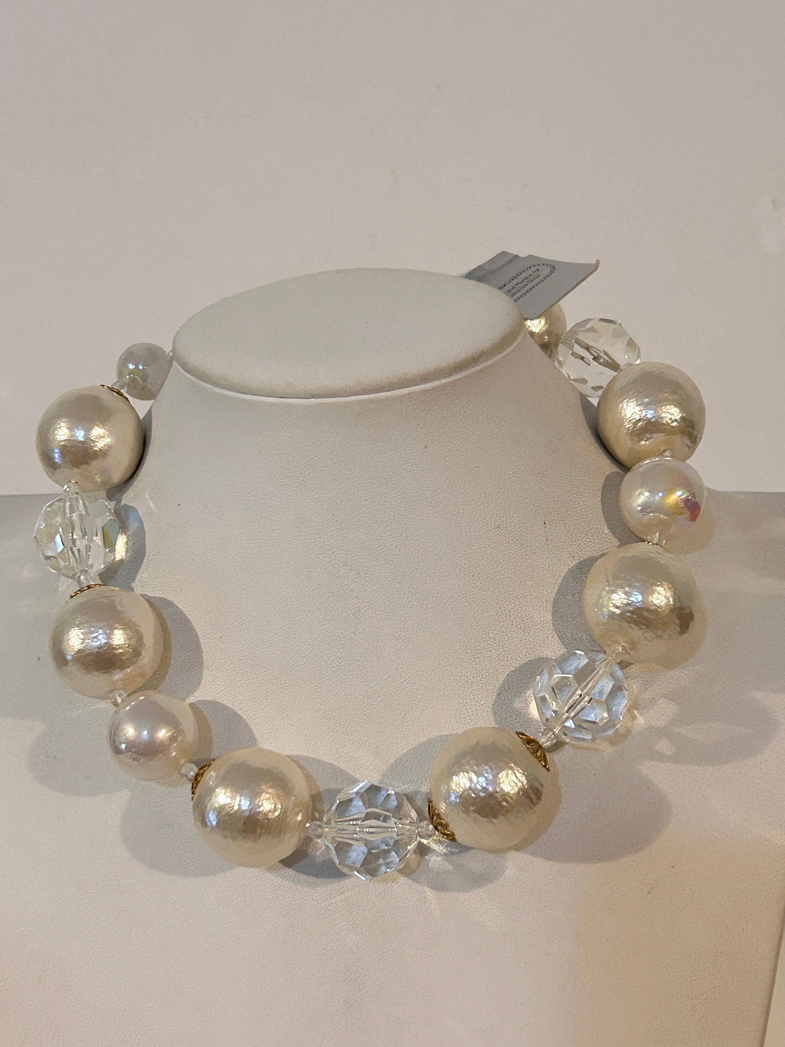 Catherine Stein Pearl Bead Necklace sz 14": Catherine Stein Pearl Bead Necklace sz 14" Please view all photos as they are part of the description and condition of this Item, Feel free to contact me with questions or picture requests! Used Item