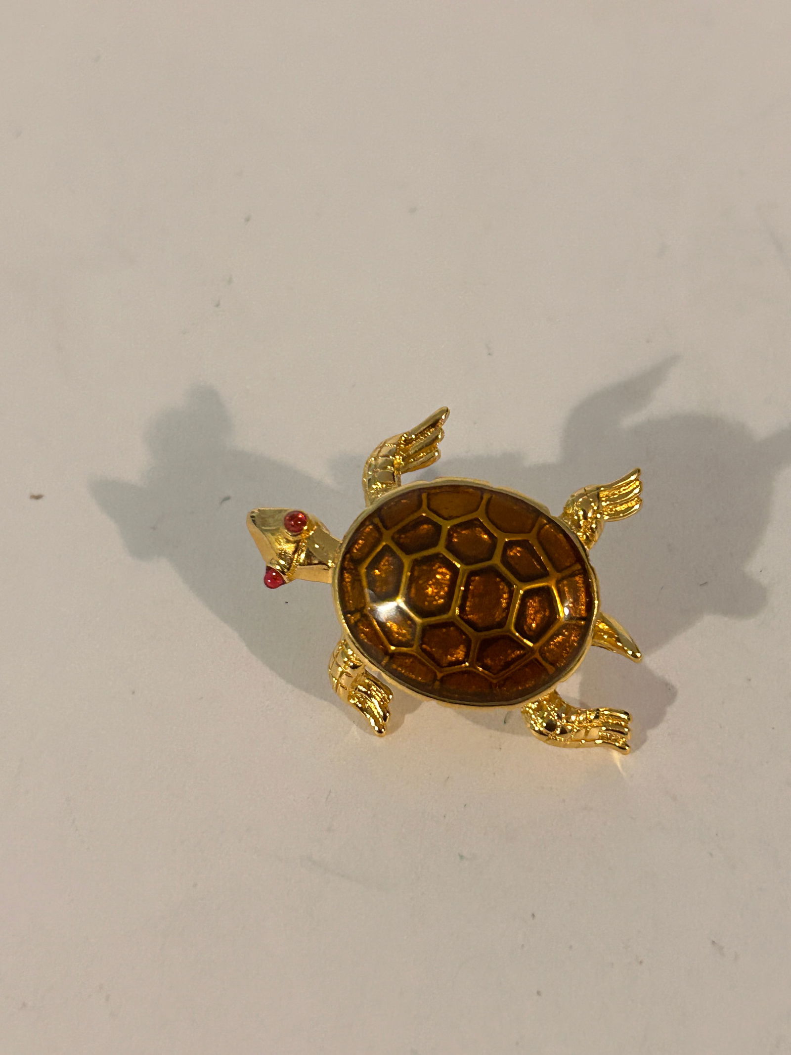 Vintage enamel Turtle Trifari pin Brooch (1 of 4)